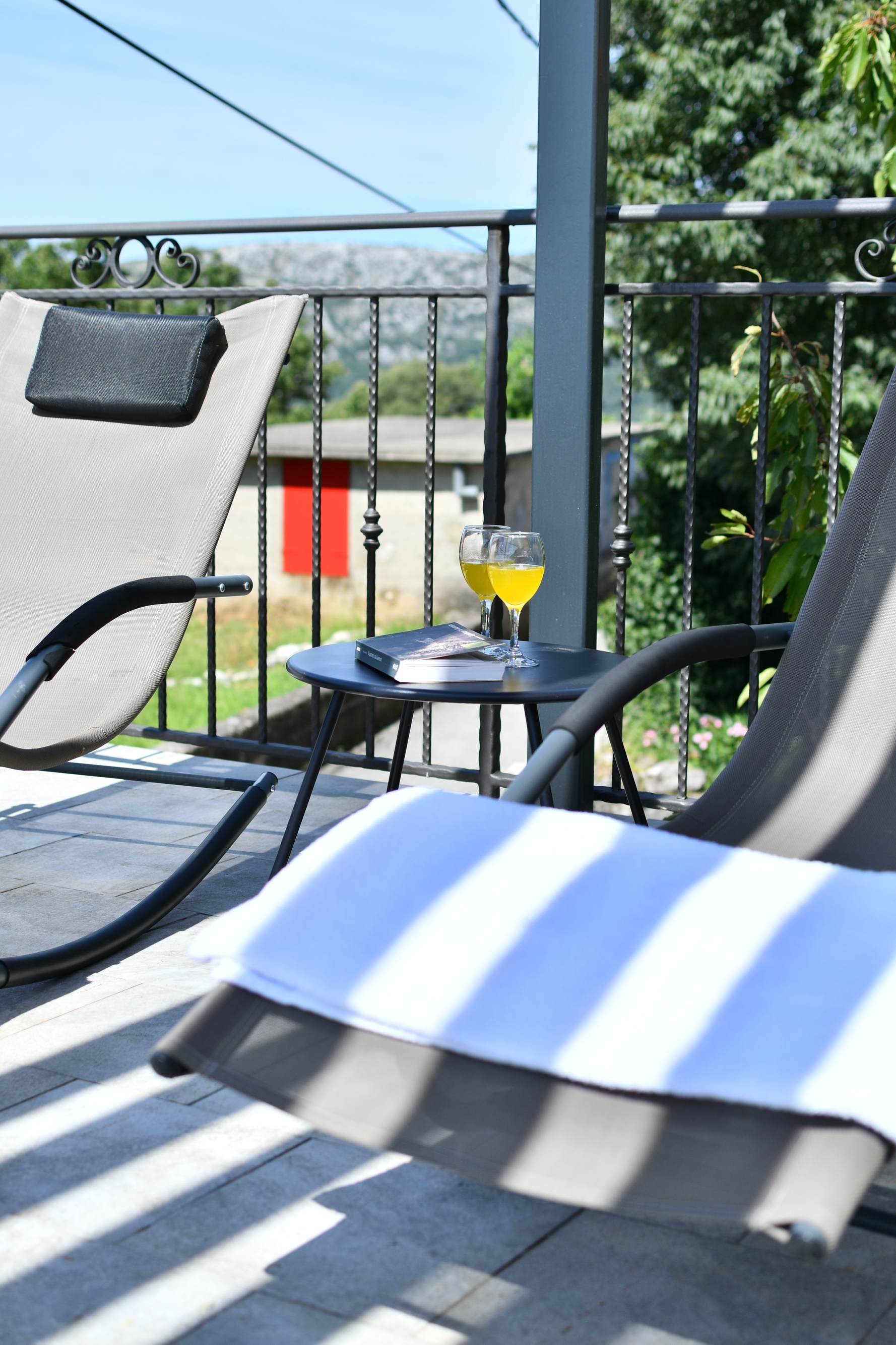 Two bedroom house with terrace and sea view Bribir, Novi Vinodolski  K