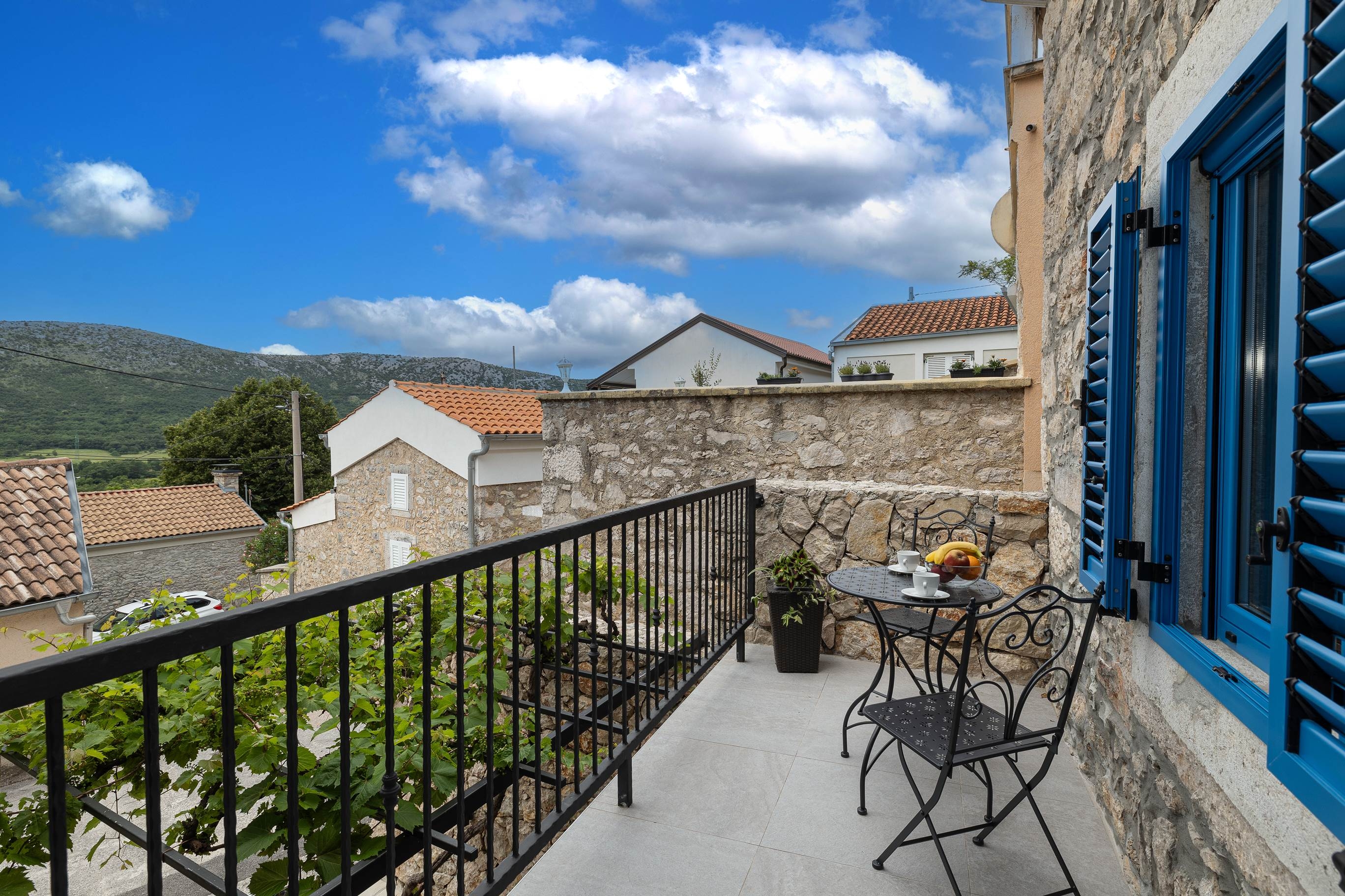 Four bedroom house with terrace Tribalj, Crikvenica  K