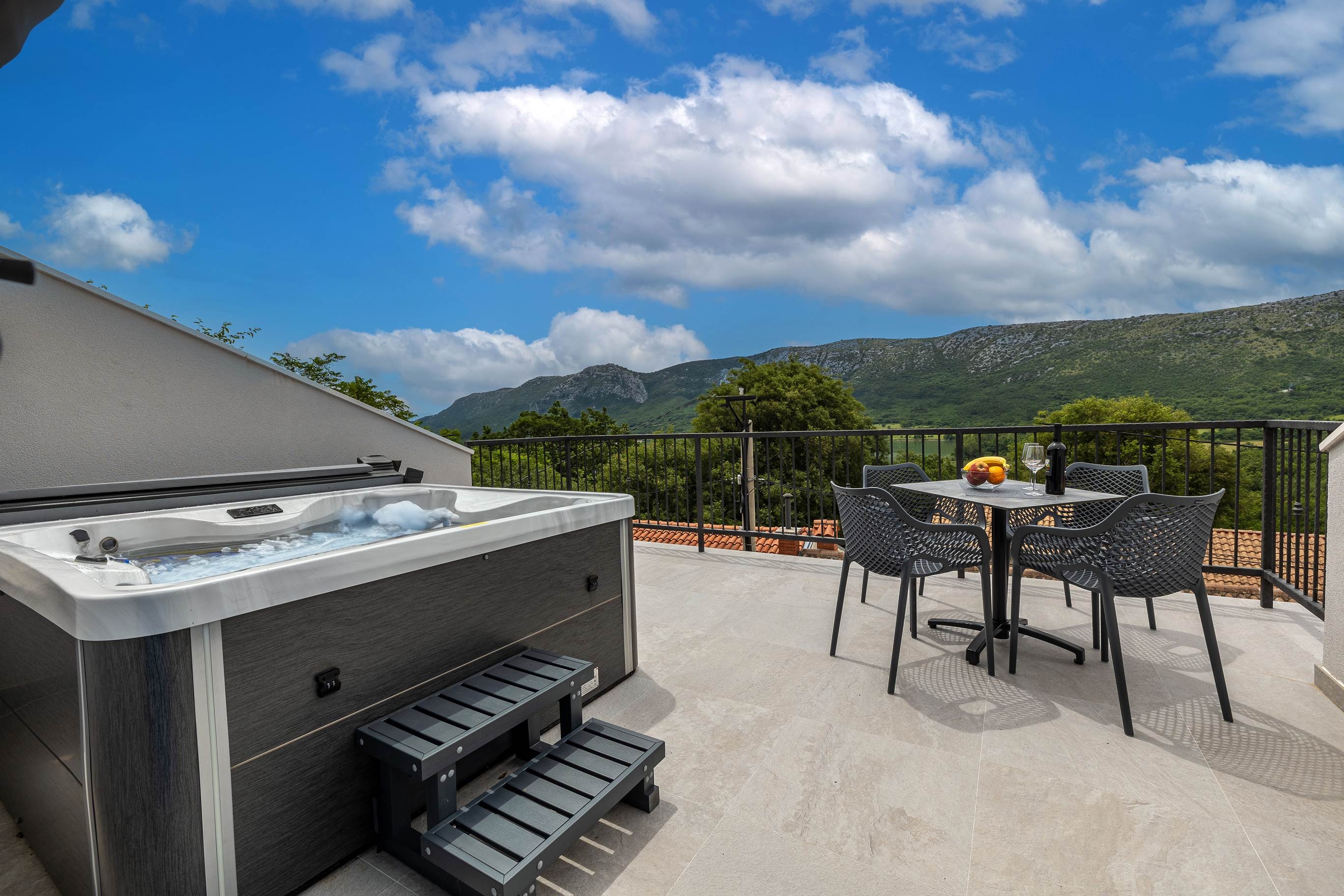 Four bedroom house with terrace Tribalj, Crikvenica  K