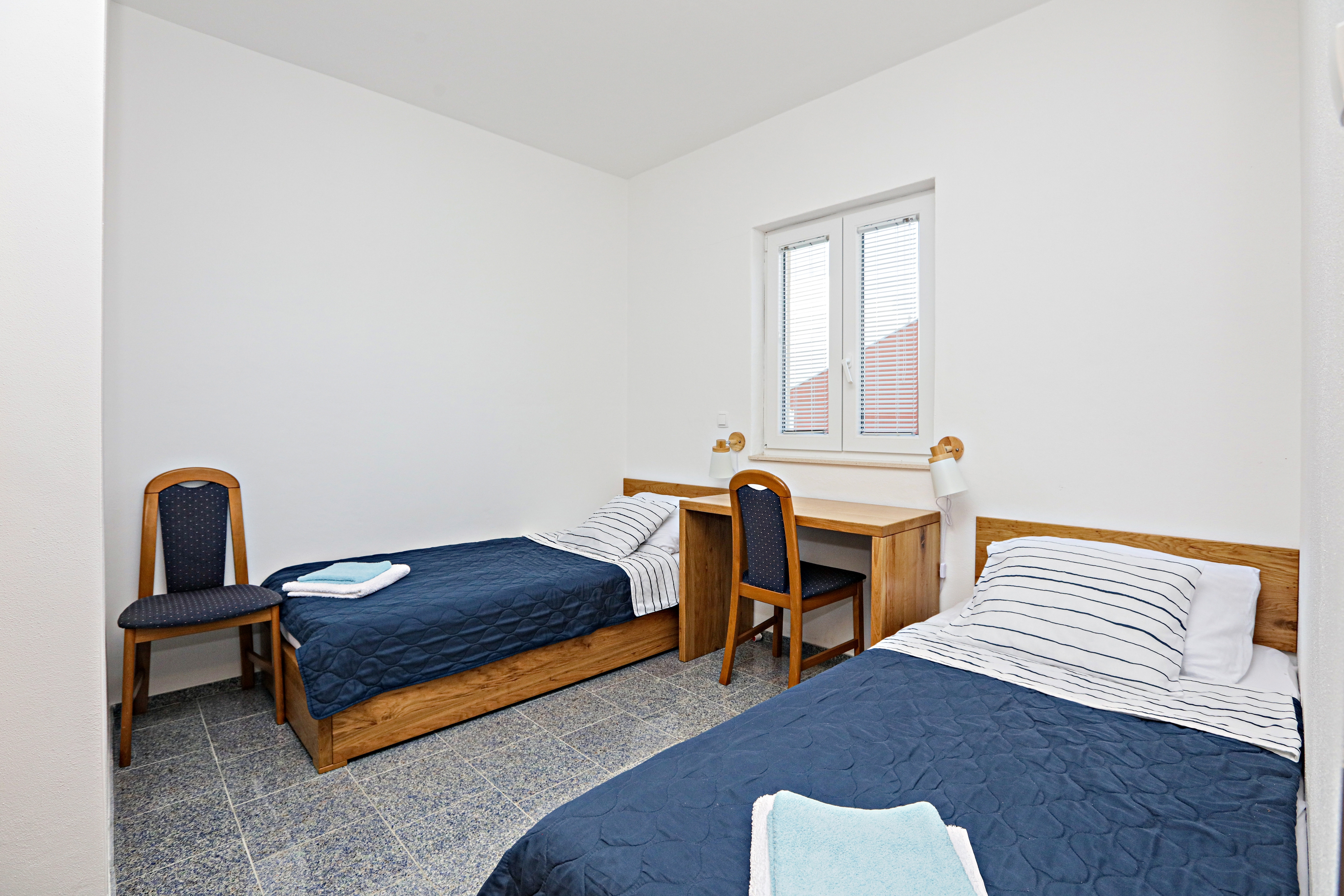 Two bedroom apartment with terrace Bogdanovići, Šibenik  A-a