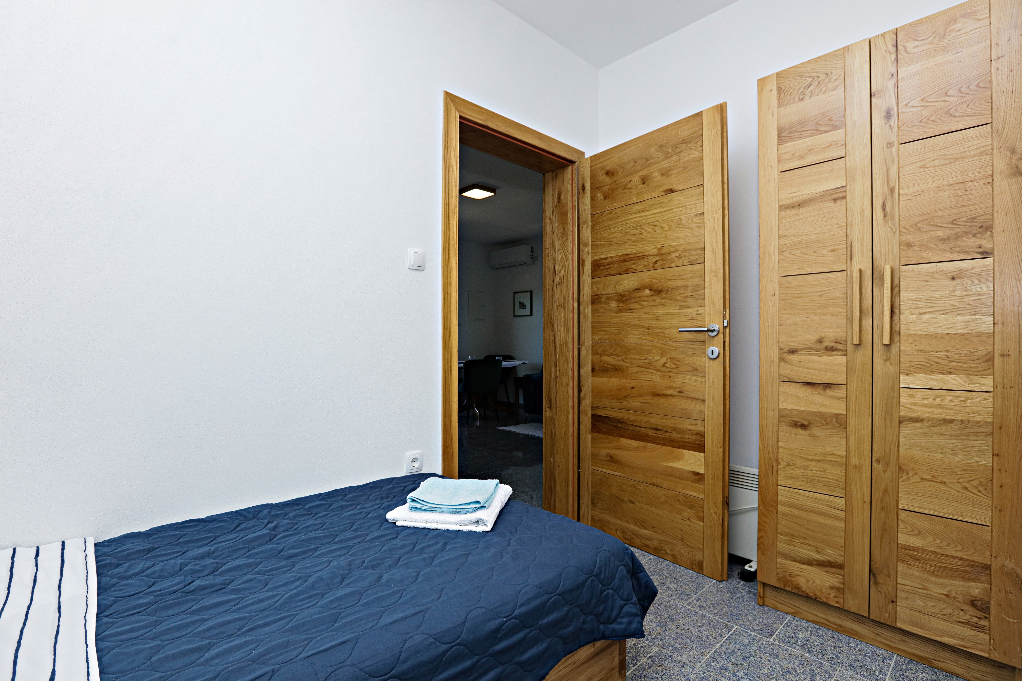 Two bedroom apartment with terrace Bogdanovići, Šibenik  A-a