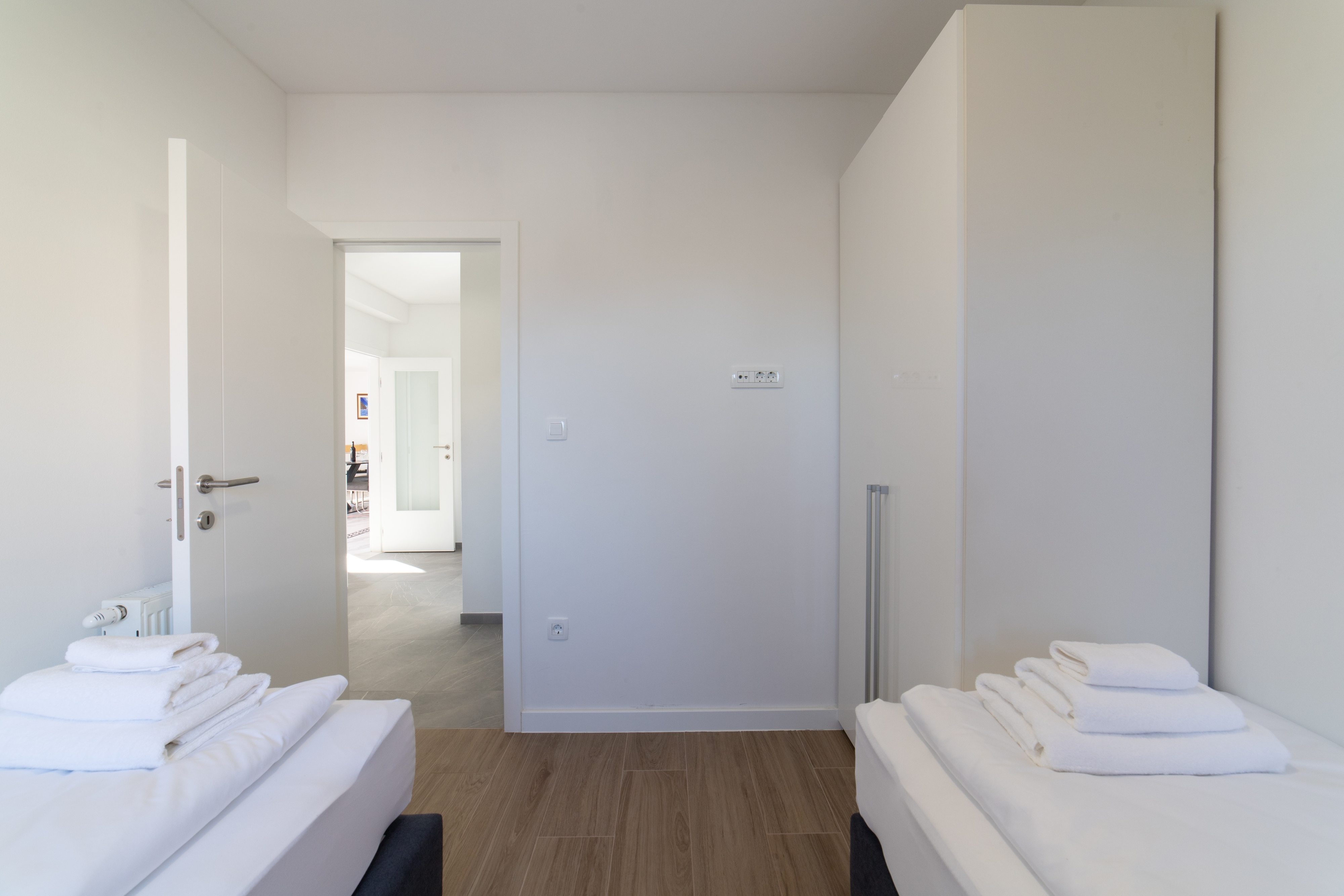 Two bedroom apartment with terrace and sea view Kaštel Kambelovac, Kaštela  A-a