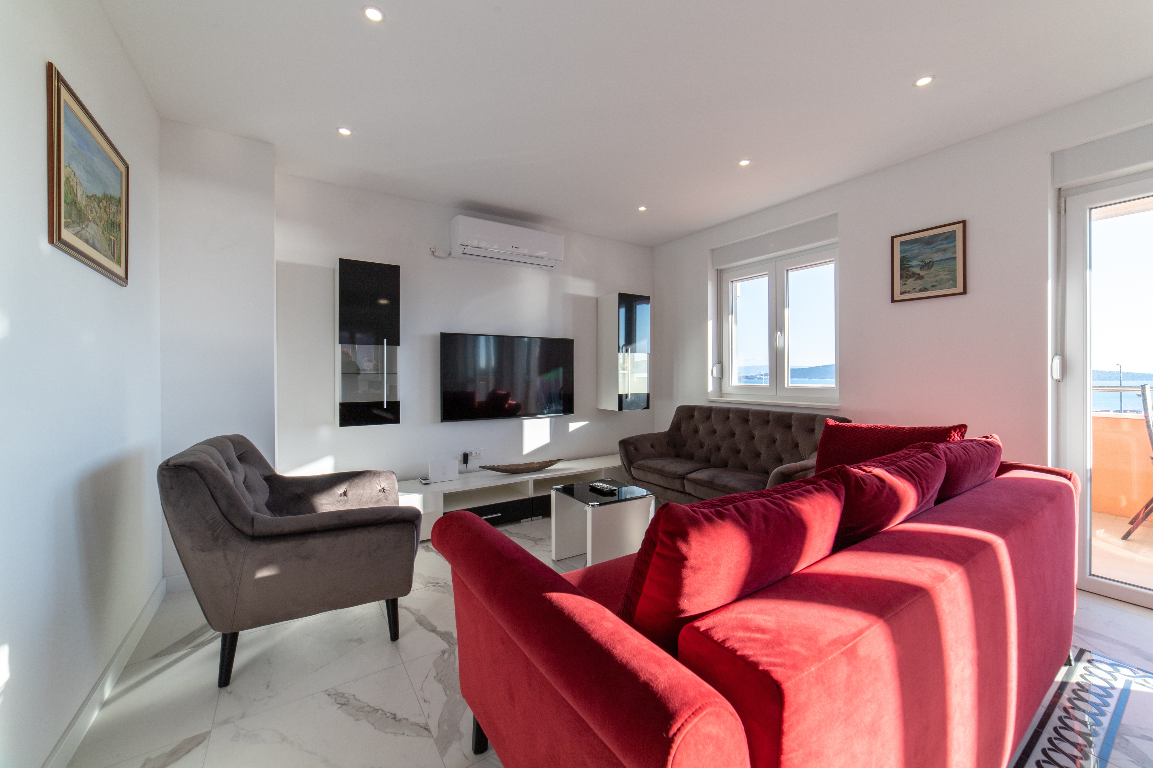 Two bedroom apartment with terrace and sea view Kaštel Kambelovac, Kaštela  A-a