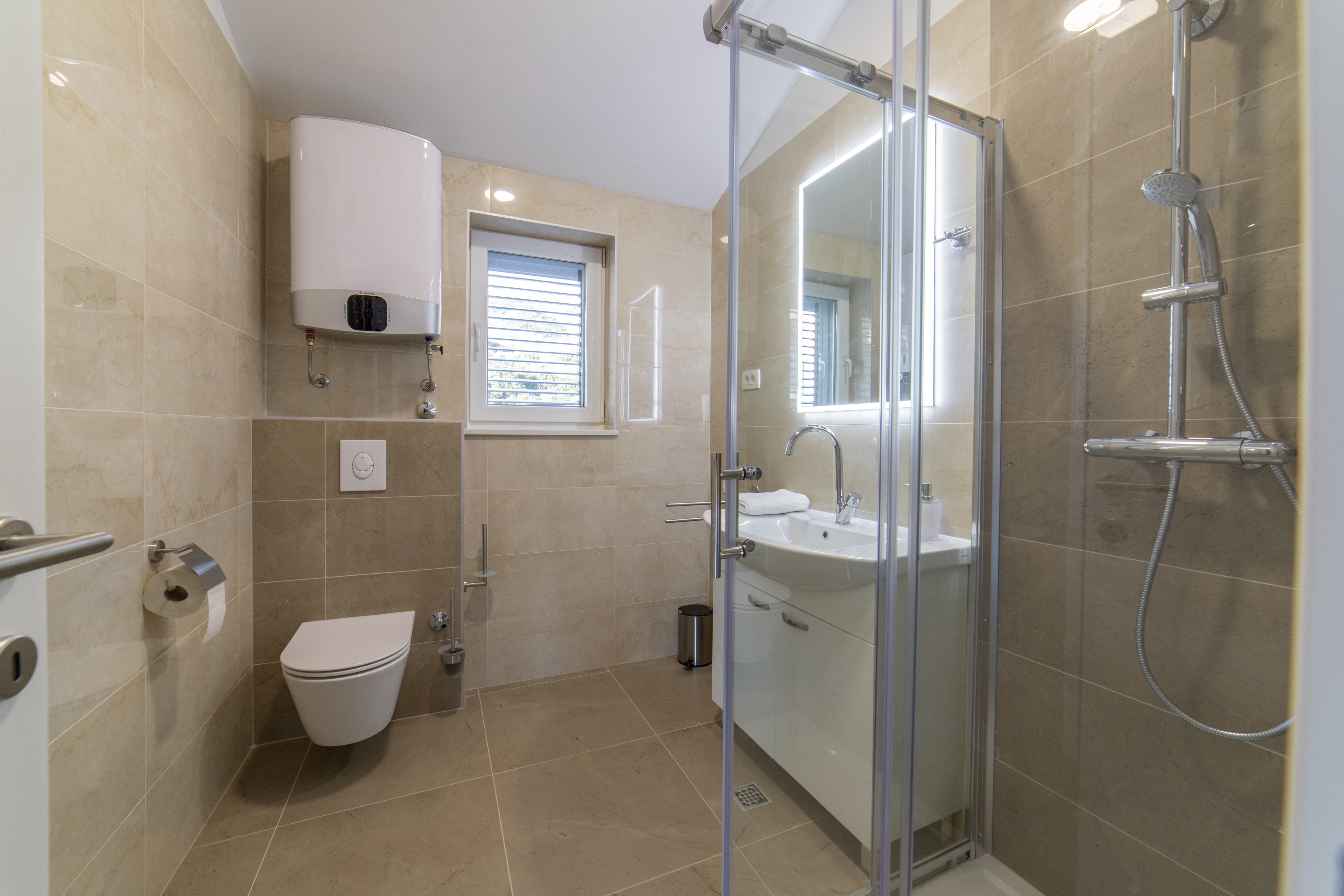 Two bedroom apartment with terrace and sea view Kaštel Kambelovac, Kaštela  A-b