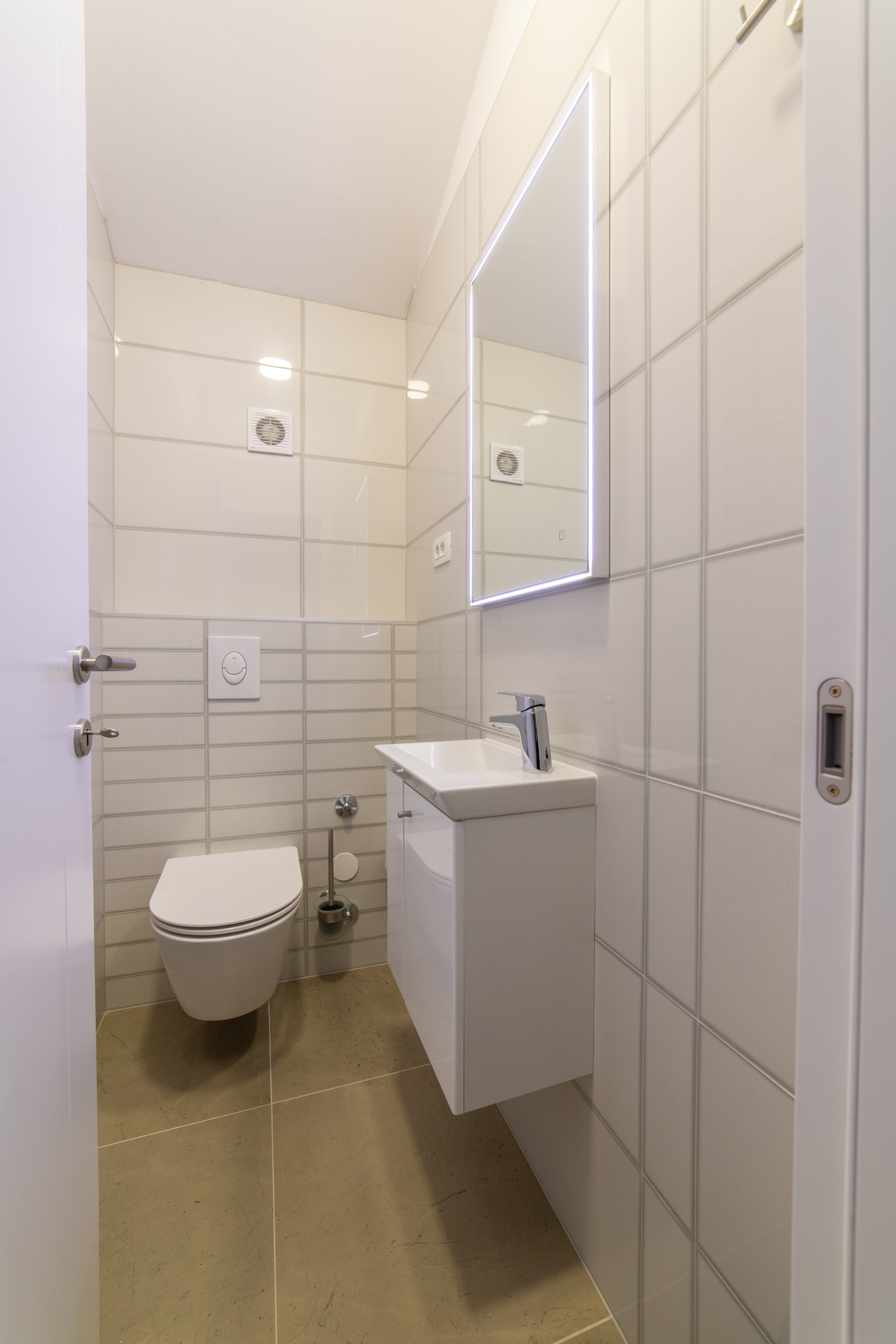 Two bedroom apartment with terrace and sea view Kaštel Kambelovac, Kaštela  A-b
