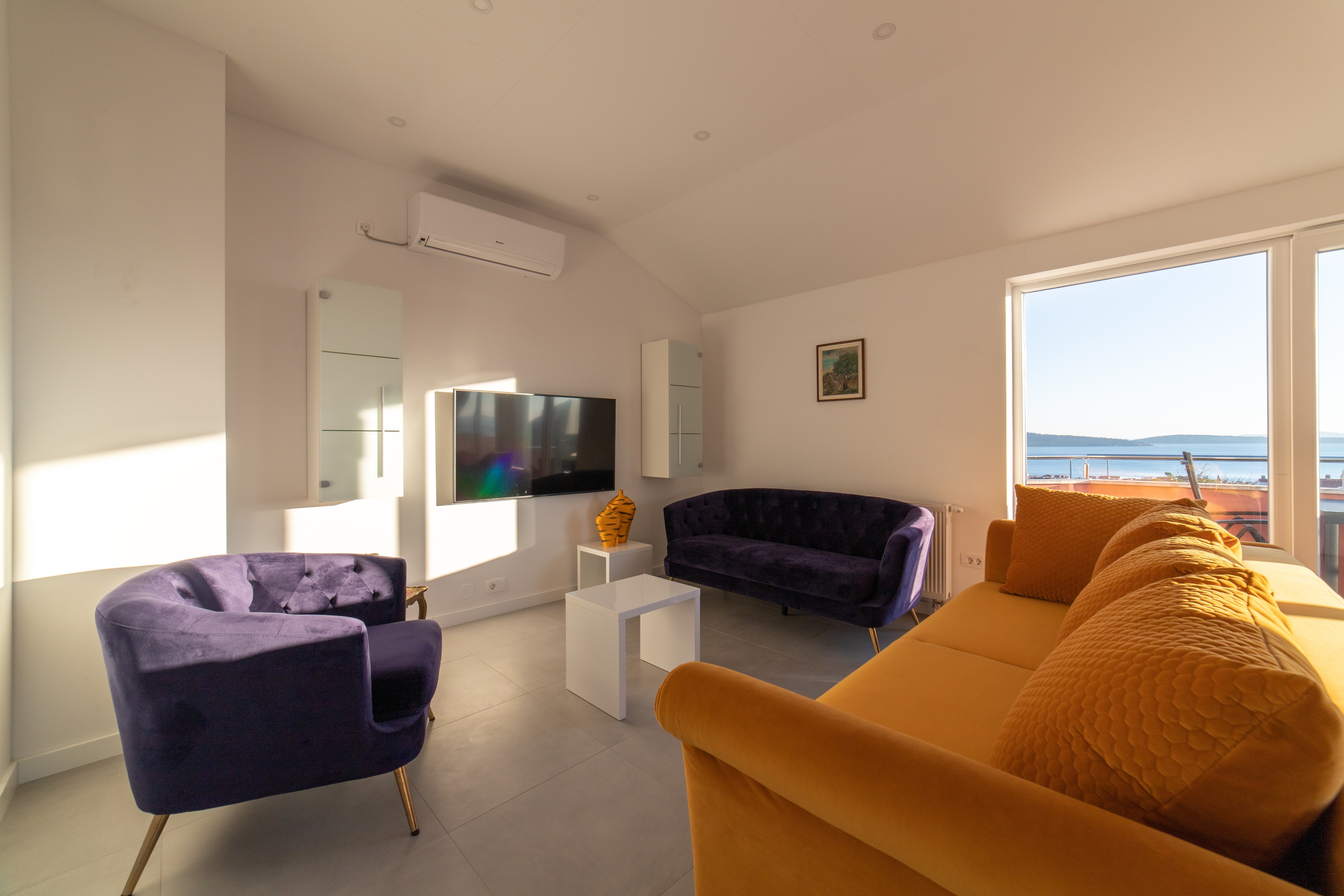 Two bedroom apartment with terrace and sea view Kaštel Kambelovac, Kaštela  A-b