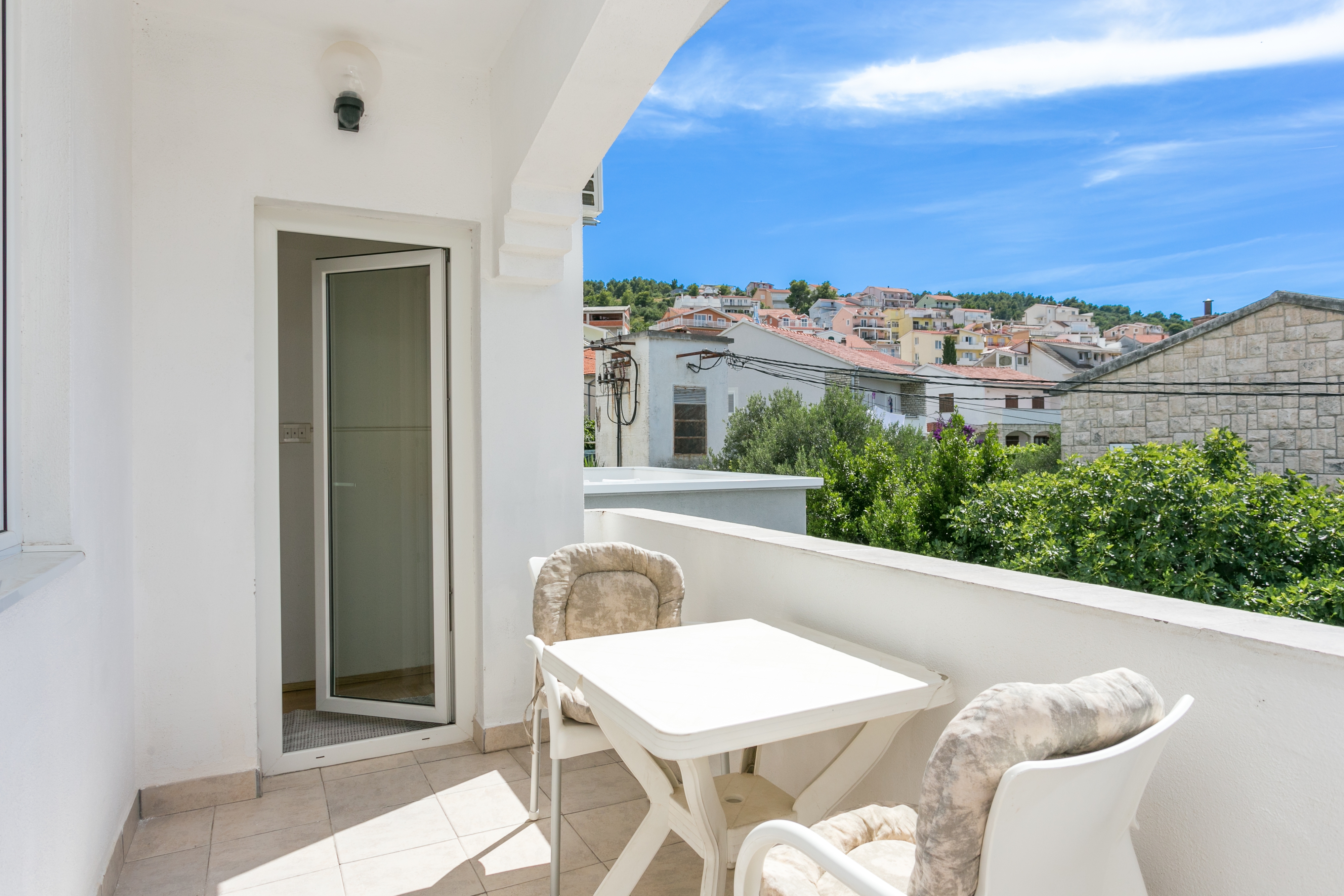 One bedroom apartment with terrace and sea view Mastrinka, Čiovo  A-b