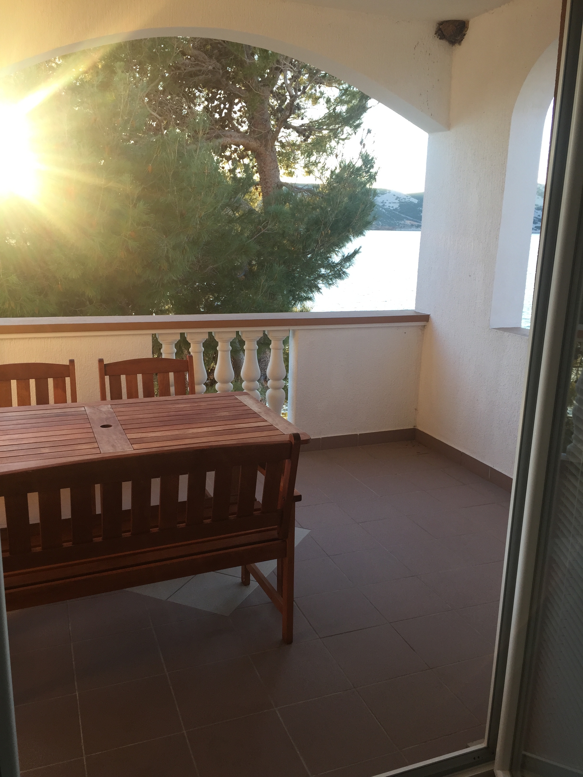 Two bedroom apartment near beach Stara Novalja, Pag  A-d