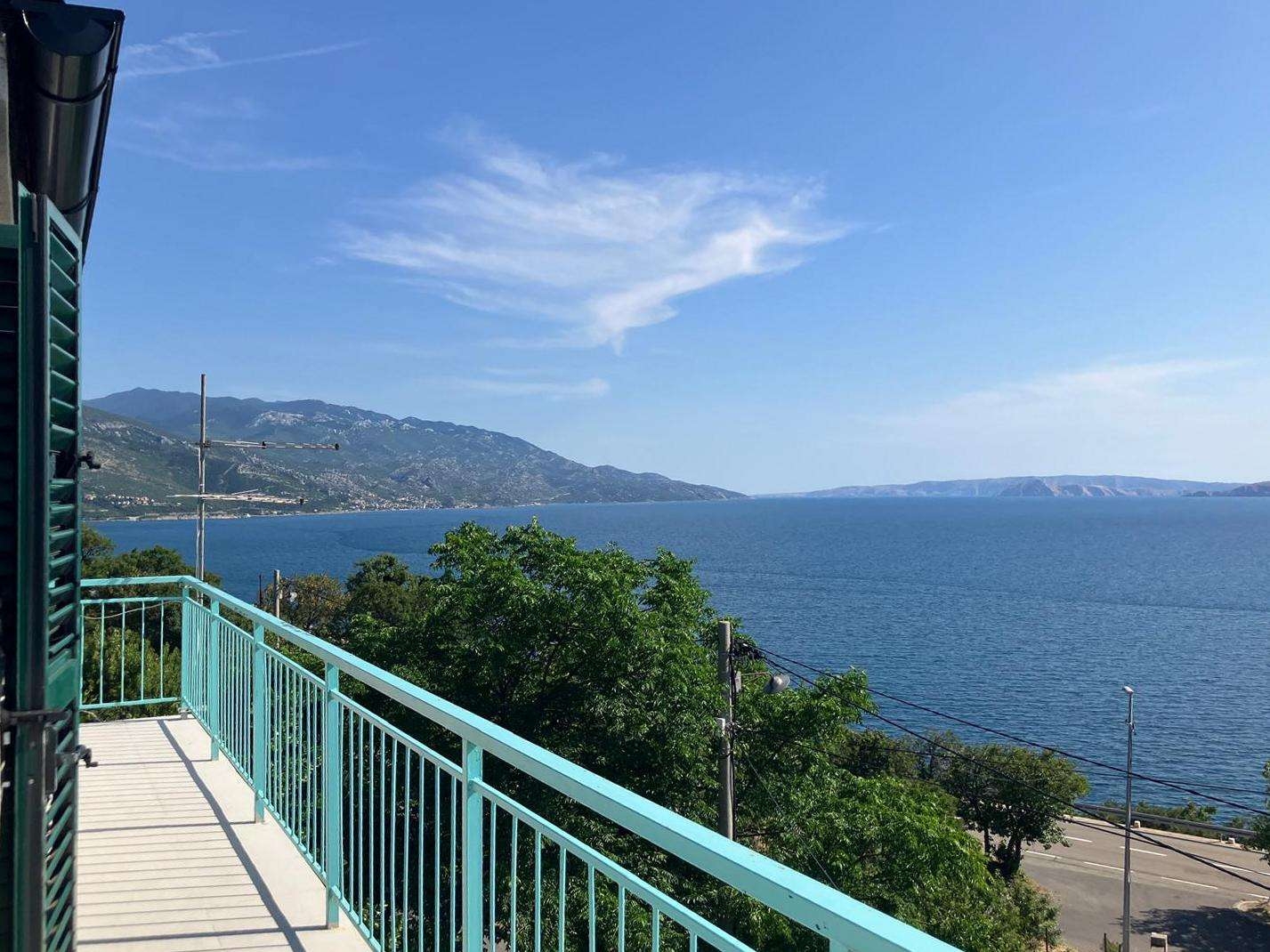 Two bedroom apartment with balcony and sea view Senj  A-a