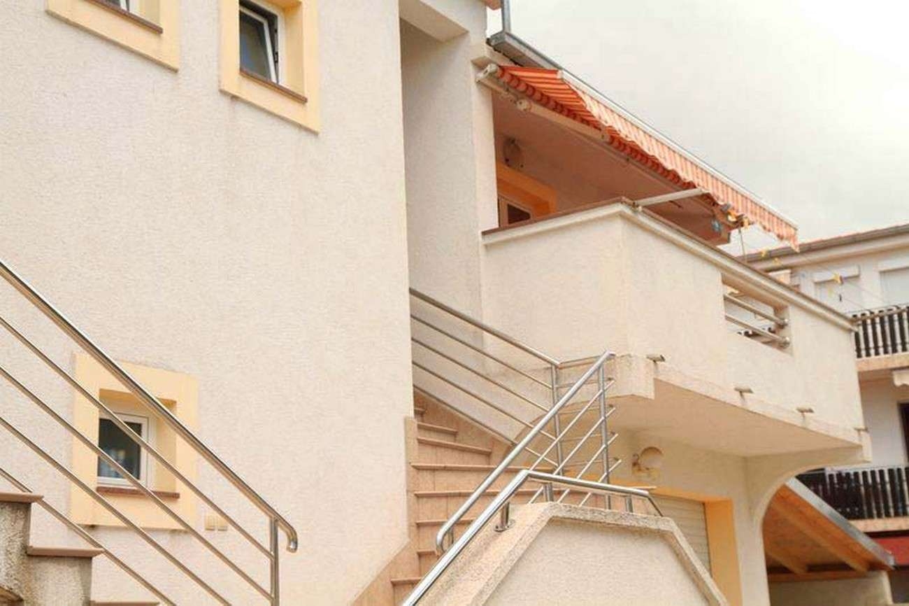 Two bedroom apartment with balcony Biograd na Moru, Biograd (A-23415-b)