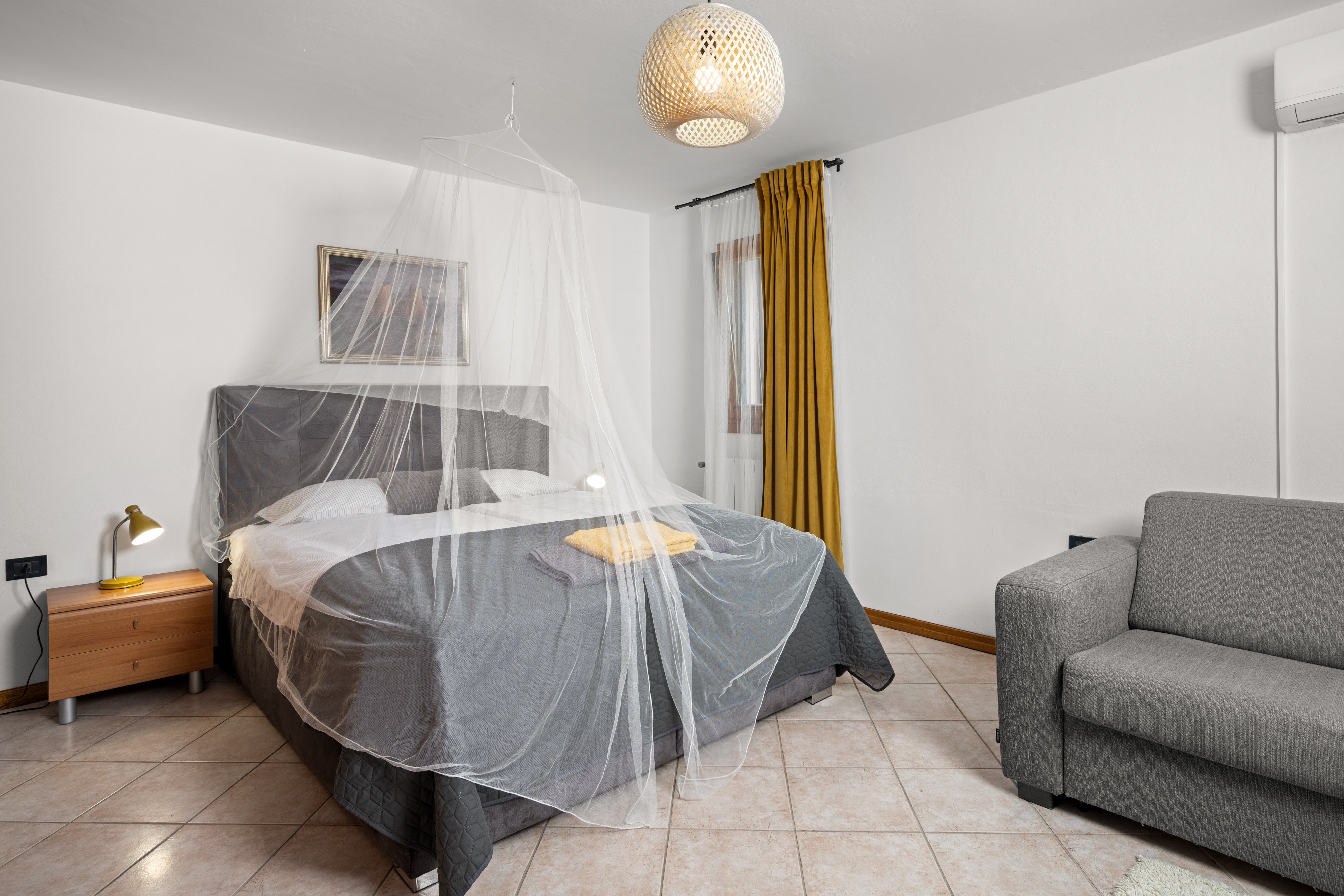 Three bedroom house with terrace Trget, Raša  K