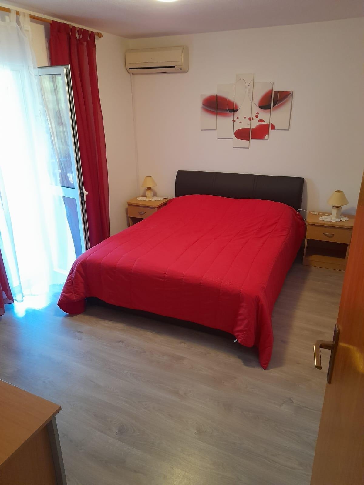One bedroom apartment with balcony and sea view Kneža, Korčula  A-b