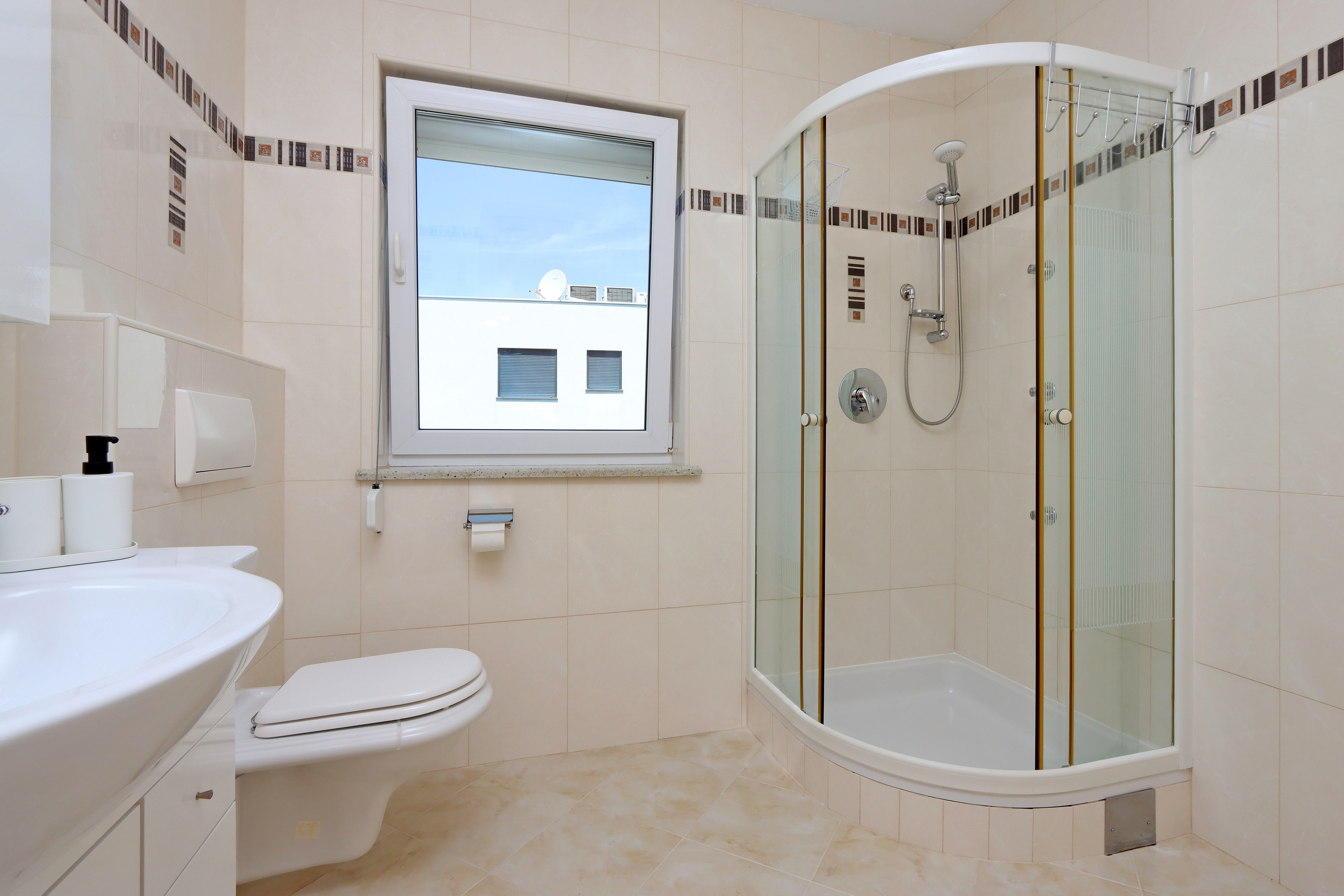 Two bedroom apartment with terrace and sea view Kostrena, Rijeka  A-d
