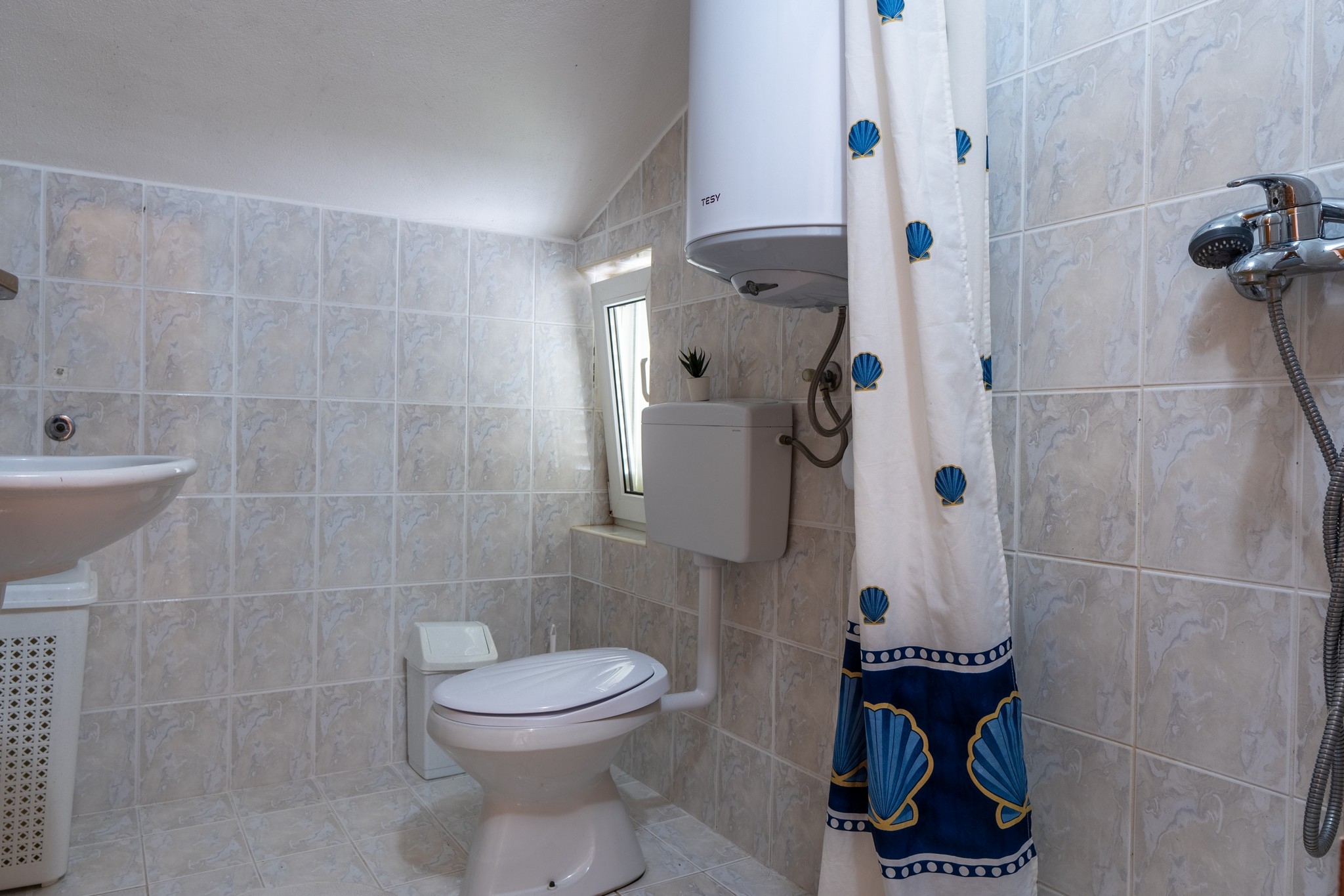 One bedroom apartment near beach Vir  A-a