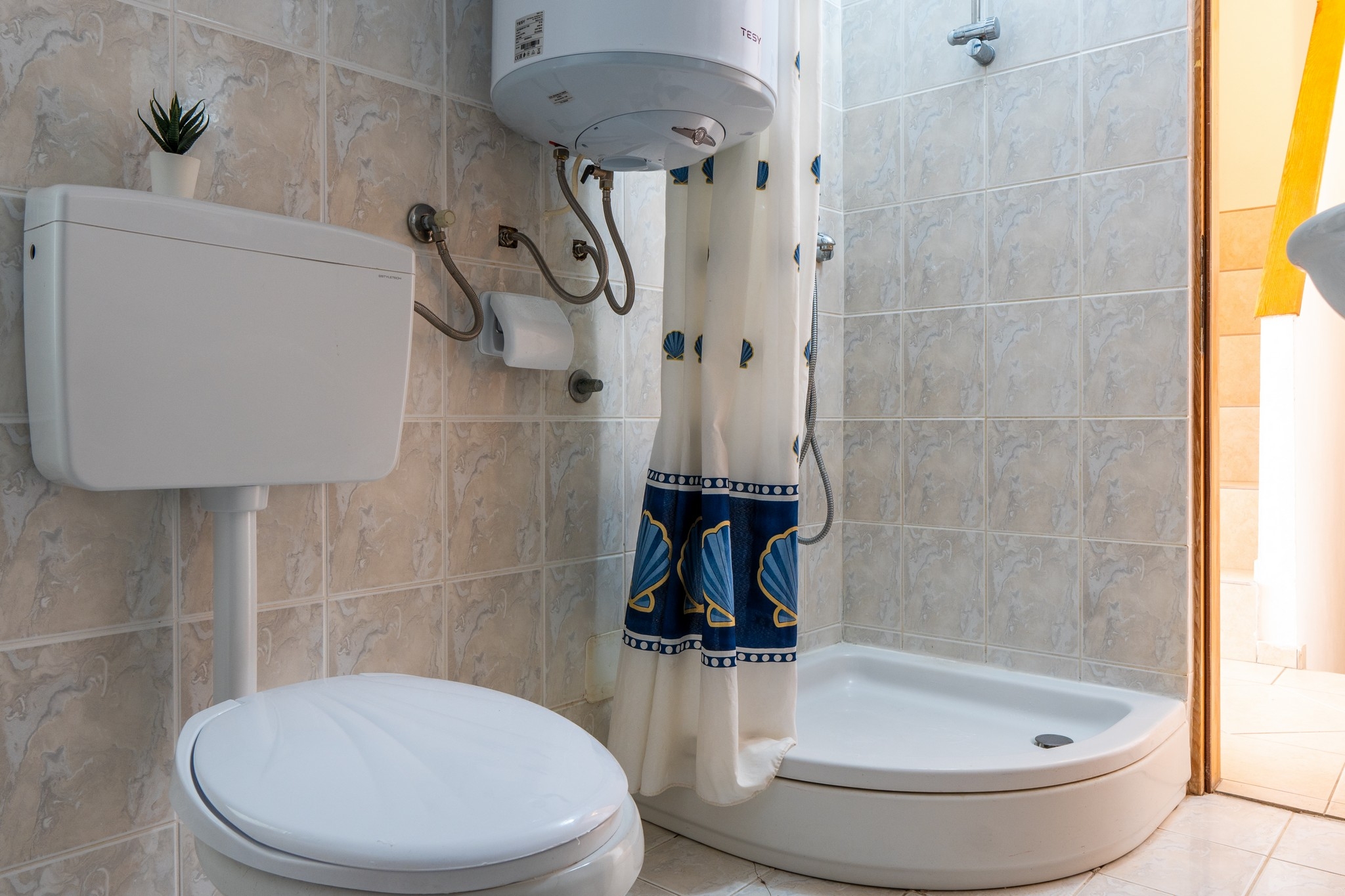 One bedroom apartment near beach Vir  A-a