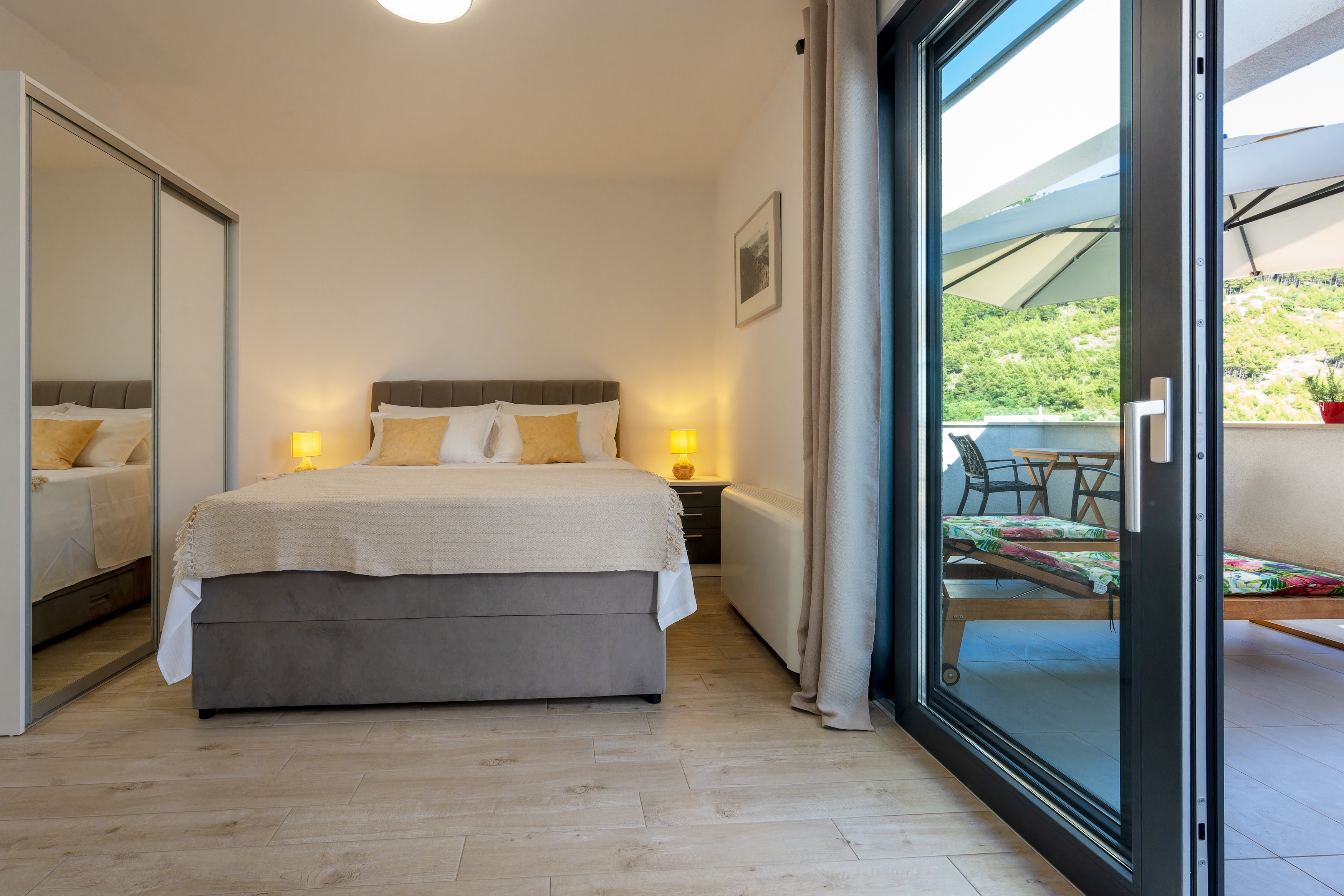 Two bedroom apartment with terrace and sea view Krvavica, Makarska  A-a