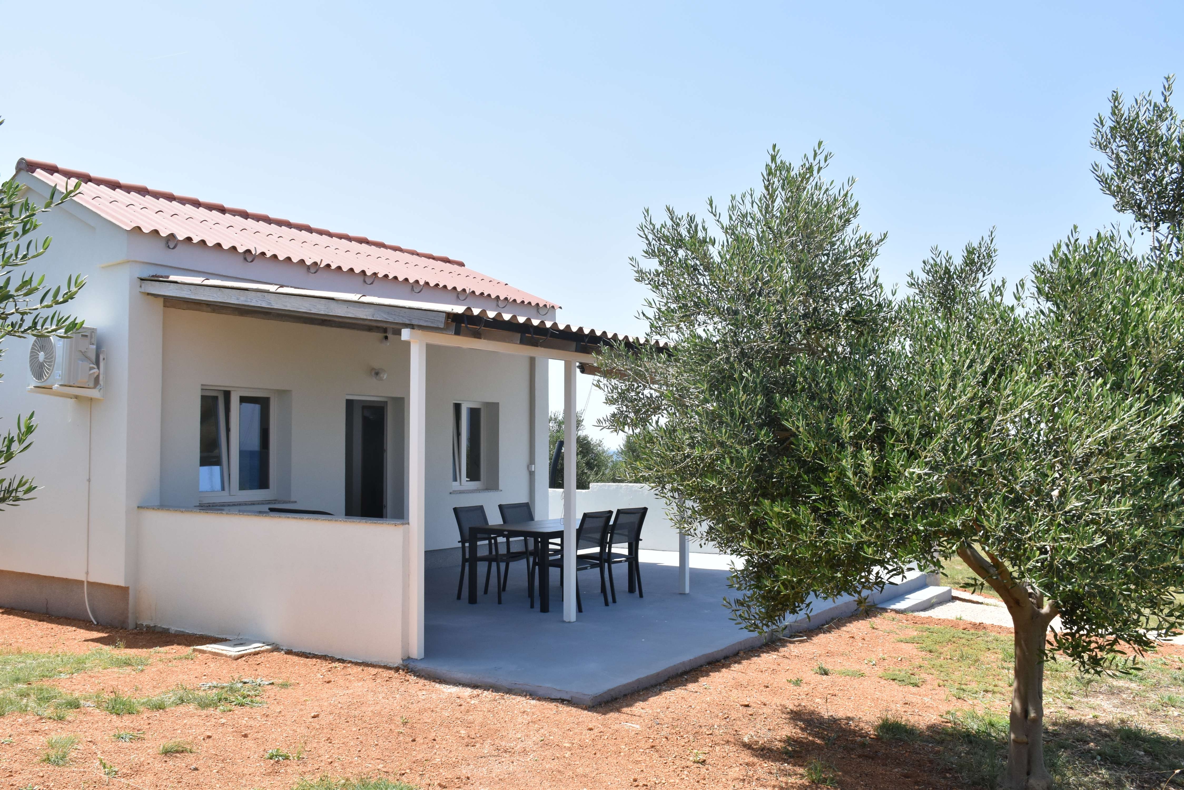 One bedroom house near beach Cove Krlić, Pag  K
