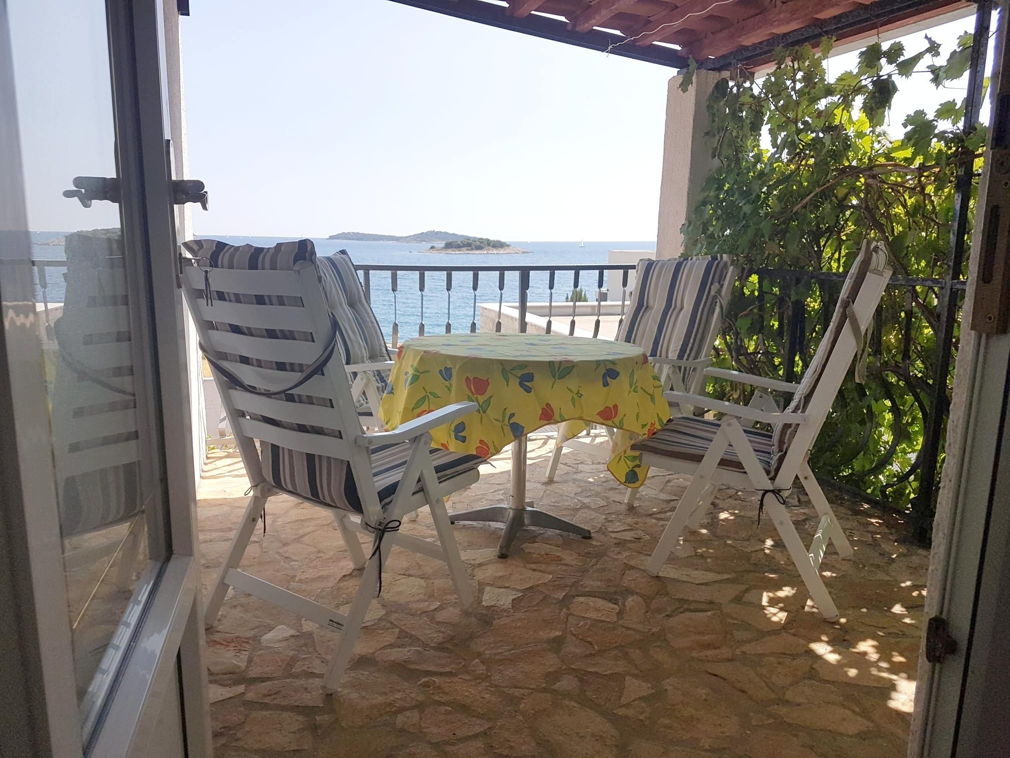 Two bedroom apartment with terrace and sea view Rogoznica (A-23439-a) Two bedroom apartment with terrace and sea view Rogoznica (A-23439-a)