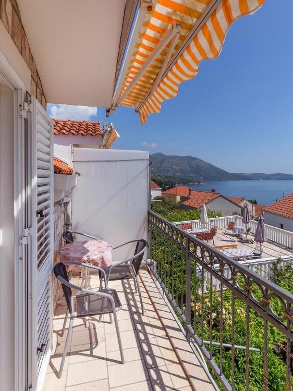 Room with balcony and sea view Mlini, Dubrovnik  S-a
