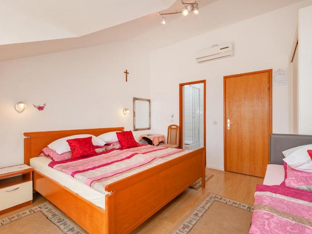 Room with balcony and sea view Mlini, Dubrovnik  S-a