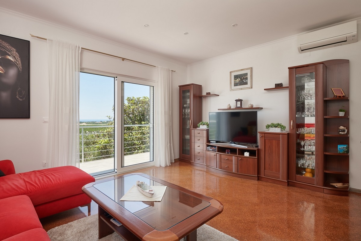 Three bedroom apartment with balcony and sea view Uskoplje, Dubrovnik (A-23452-a)