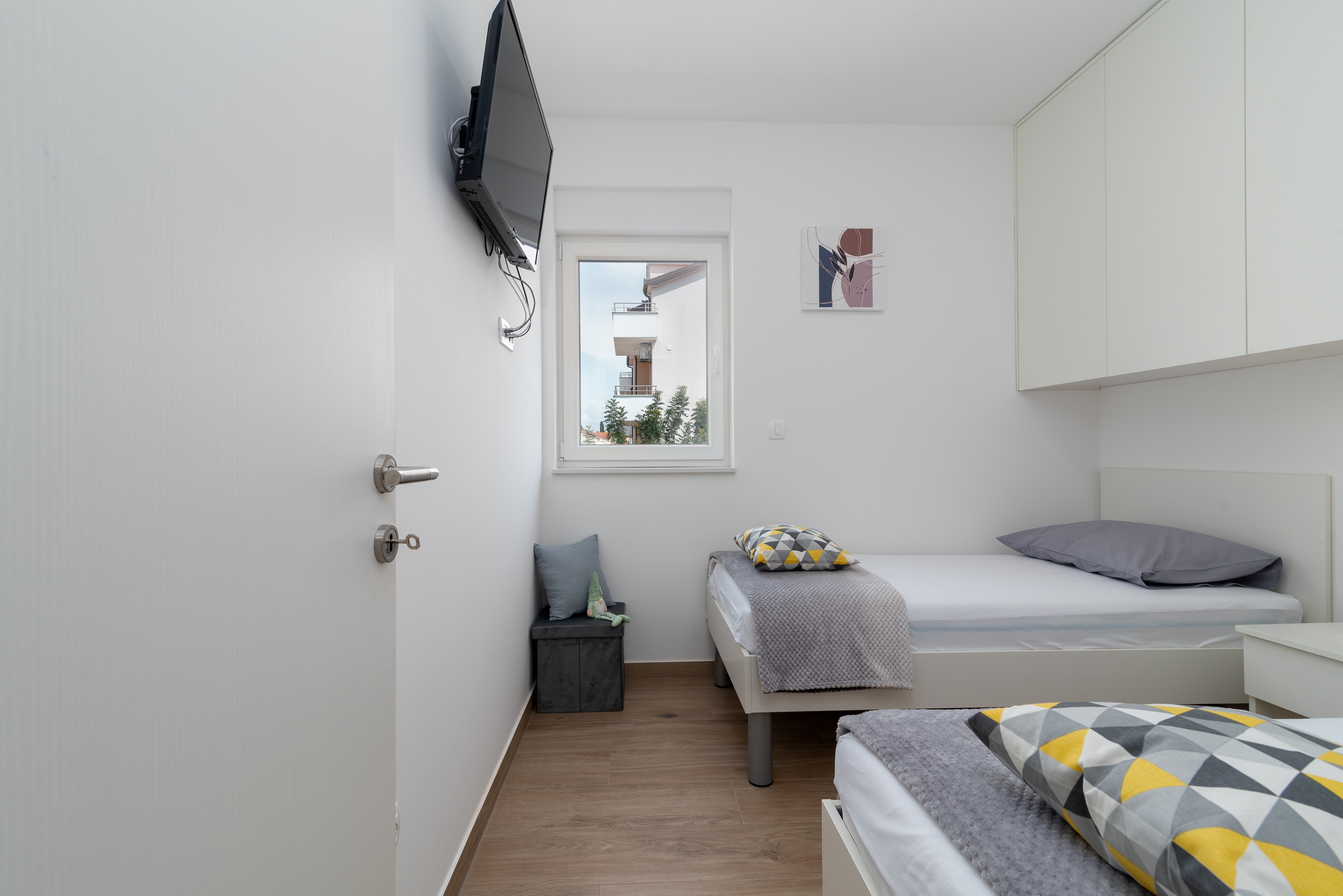 Two bedroom apartment with terrace Trogir  A-a