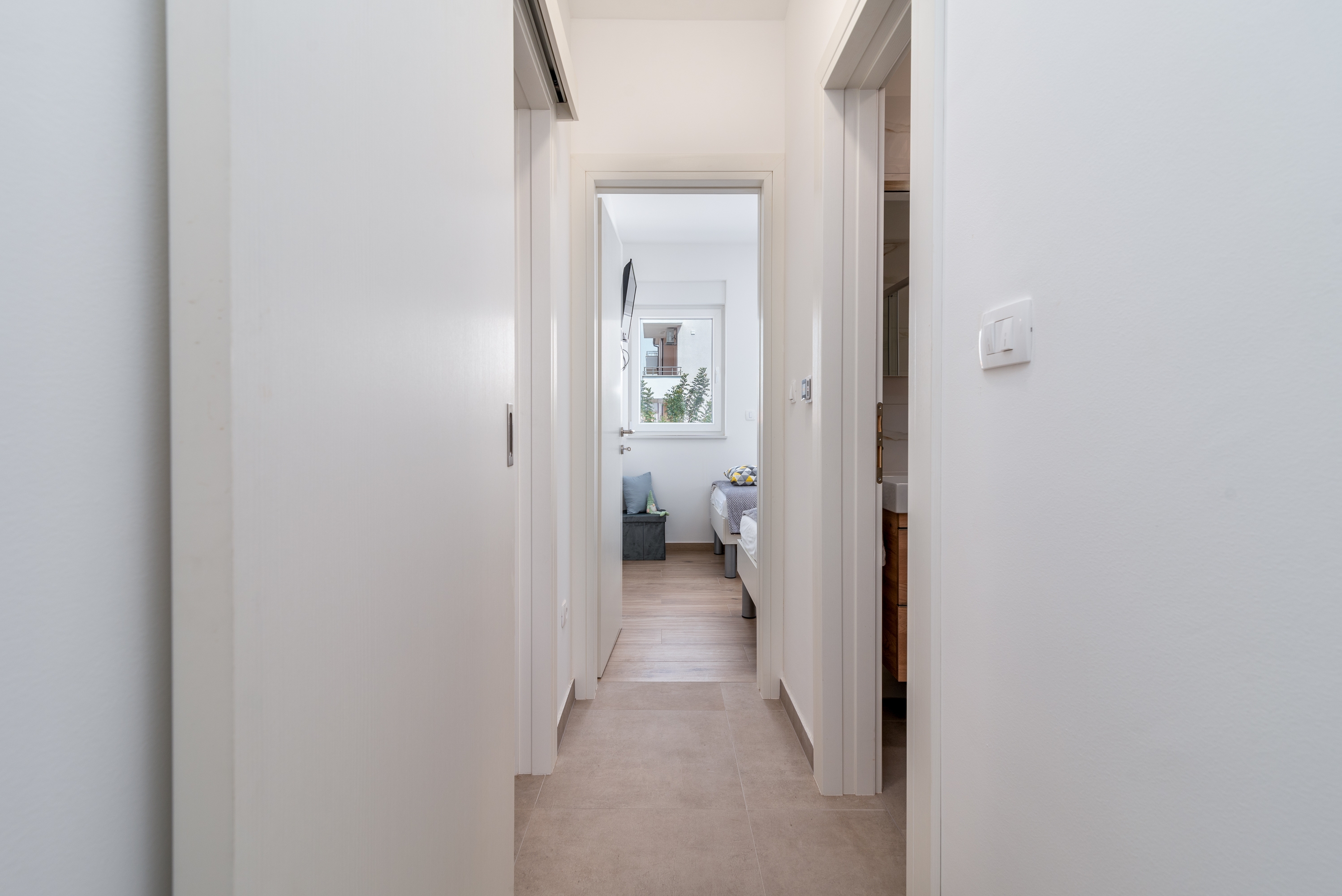 Two bedroom apartment with terrace Trogir  A-a