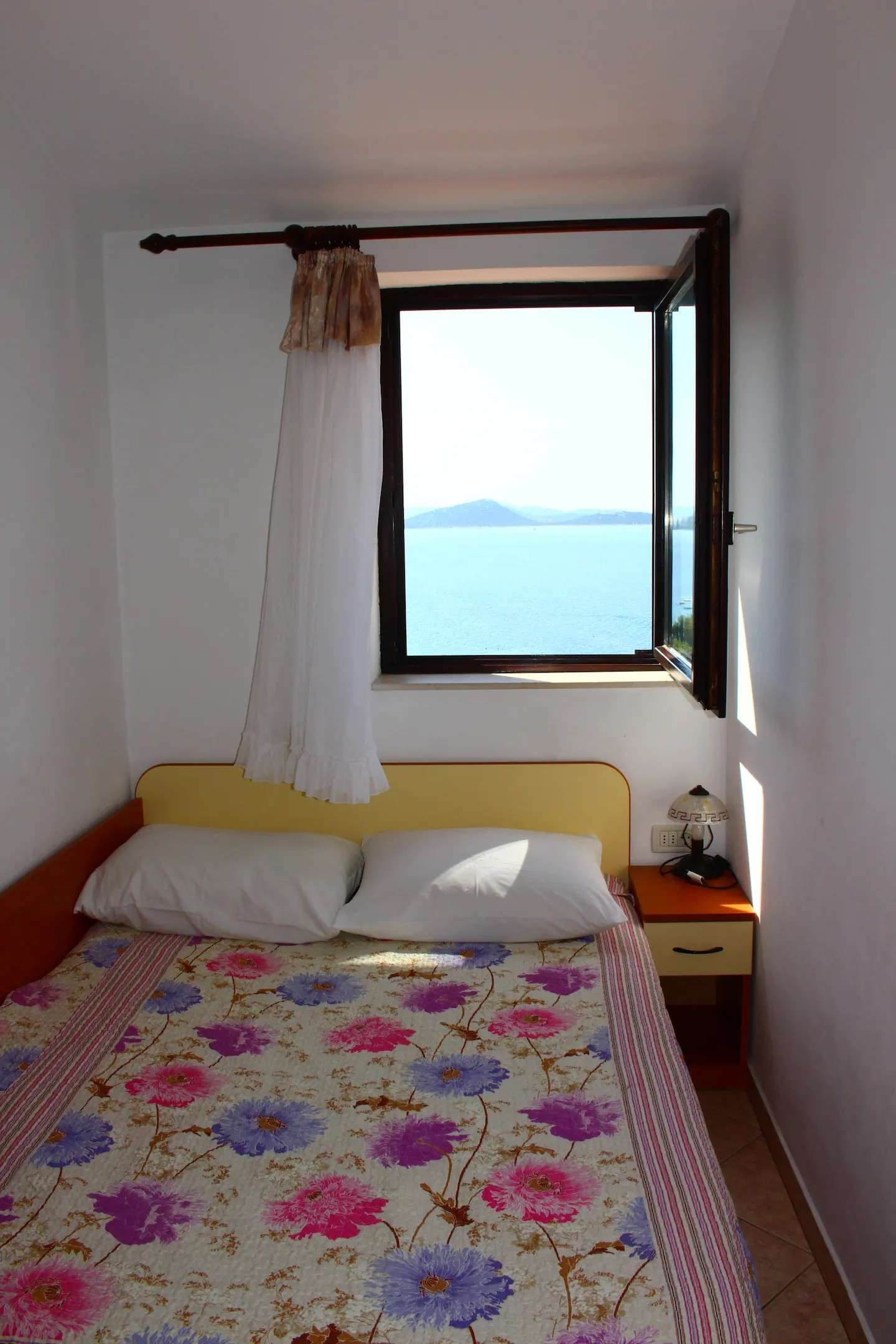 Three bedroom apartment with balcony and sea view Drage, Biograd  A-a