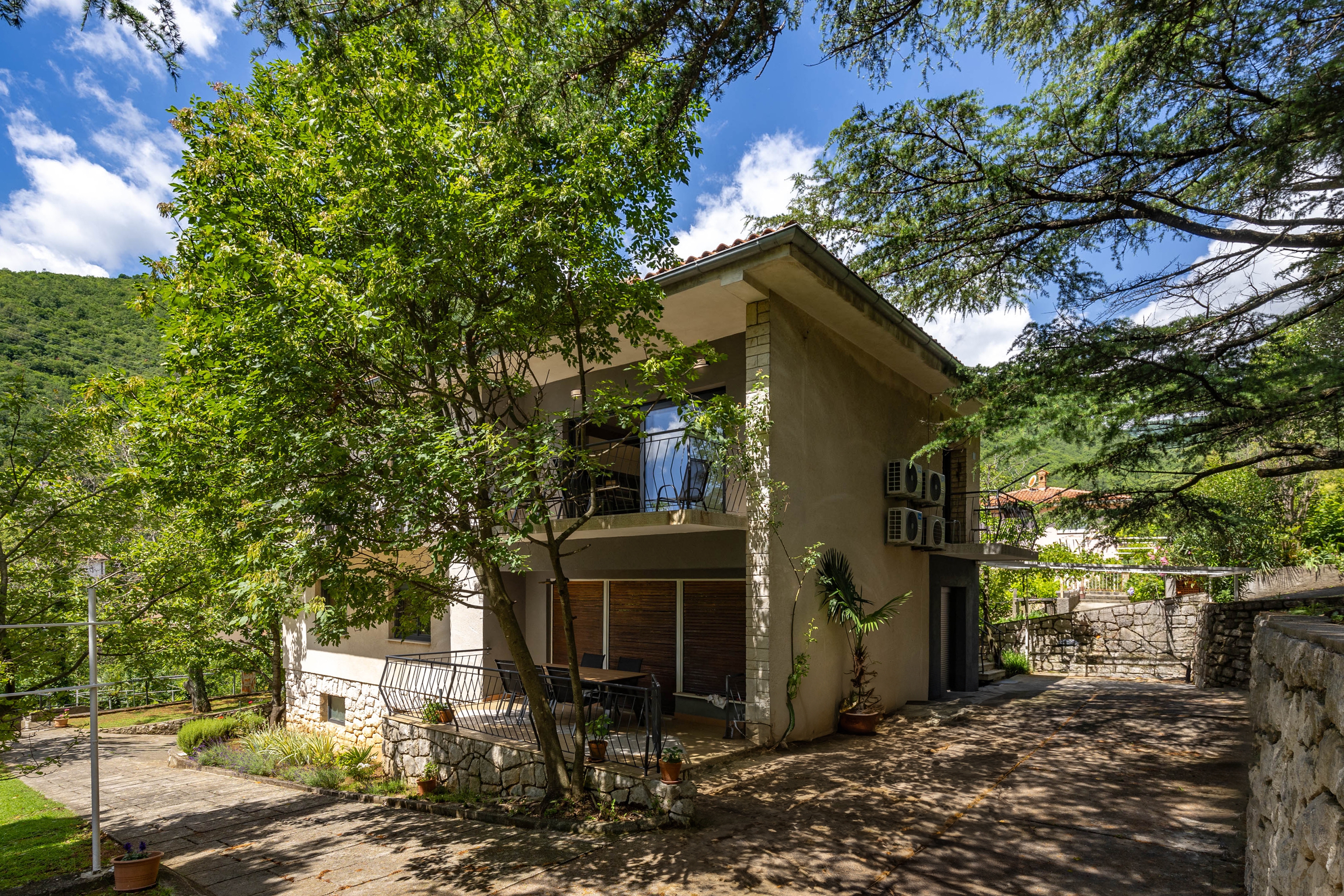 Three bedroom apartment with terrace Mošćenička Draga, Opatija (A-2346-a)