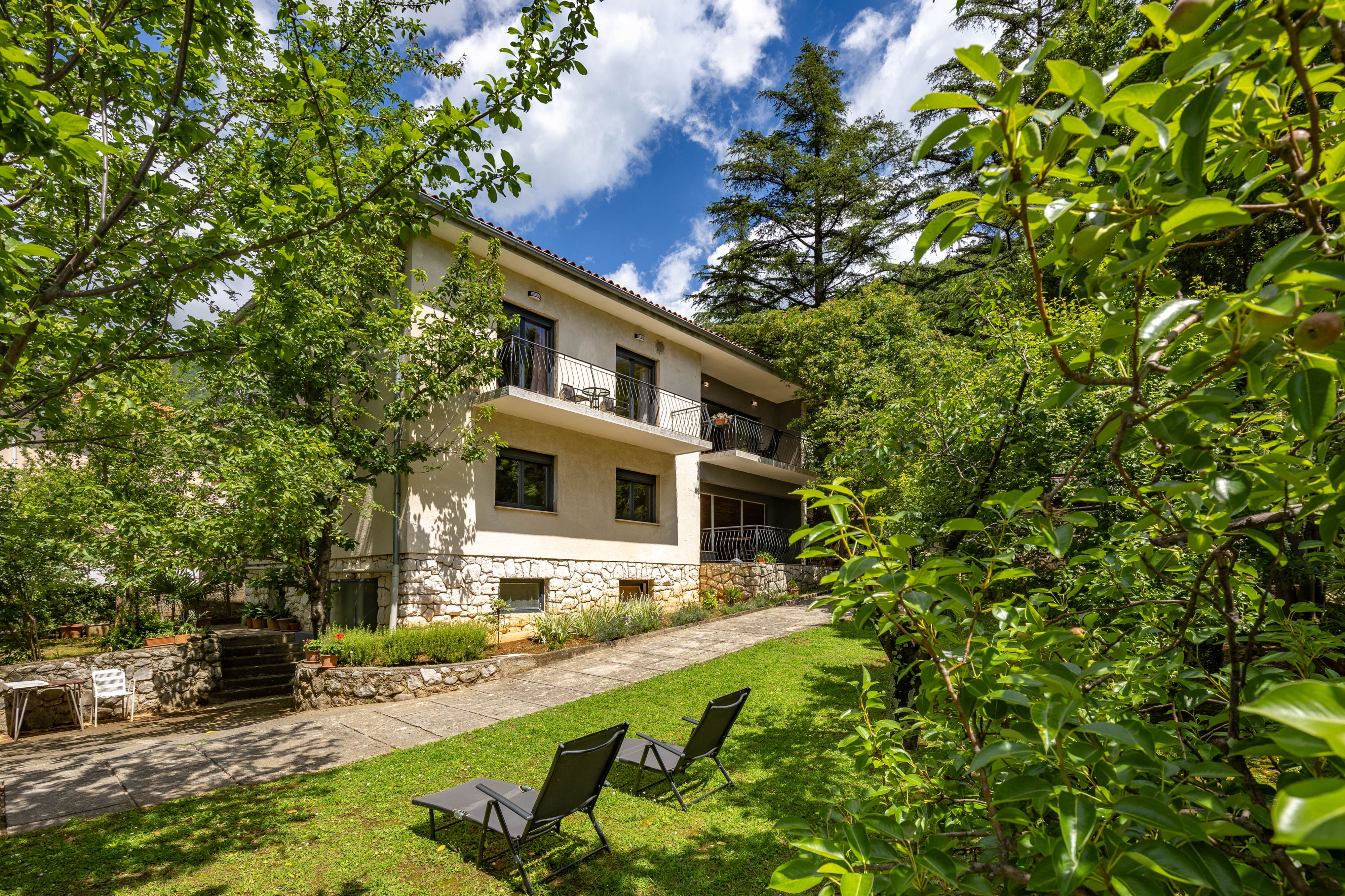Trosobni apartman s terasom Mošćenička Draga, Opatija  A-a
