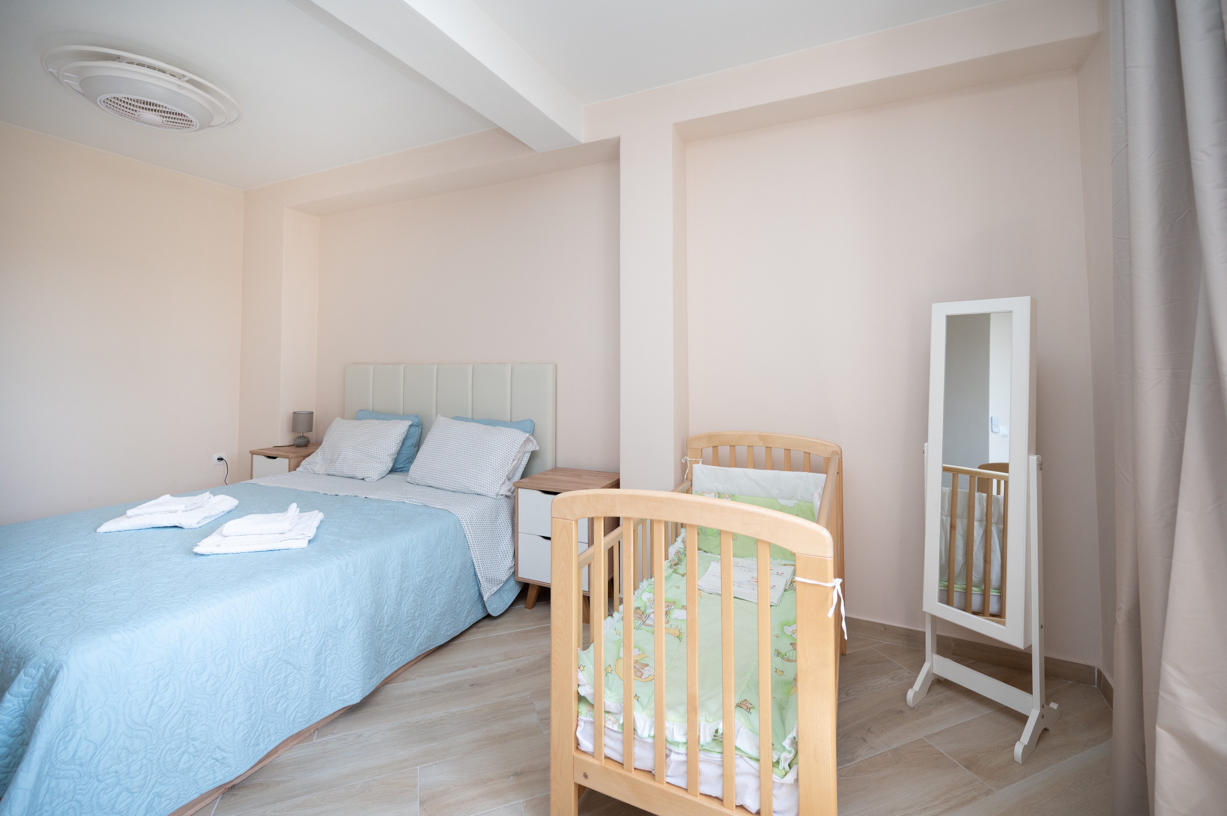 Four bedroom house with terrace and sea view Pakoštane, Biograd  K