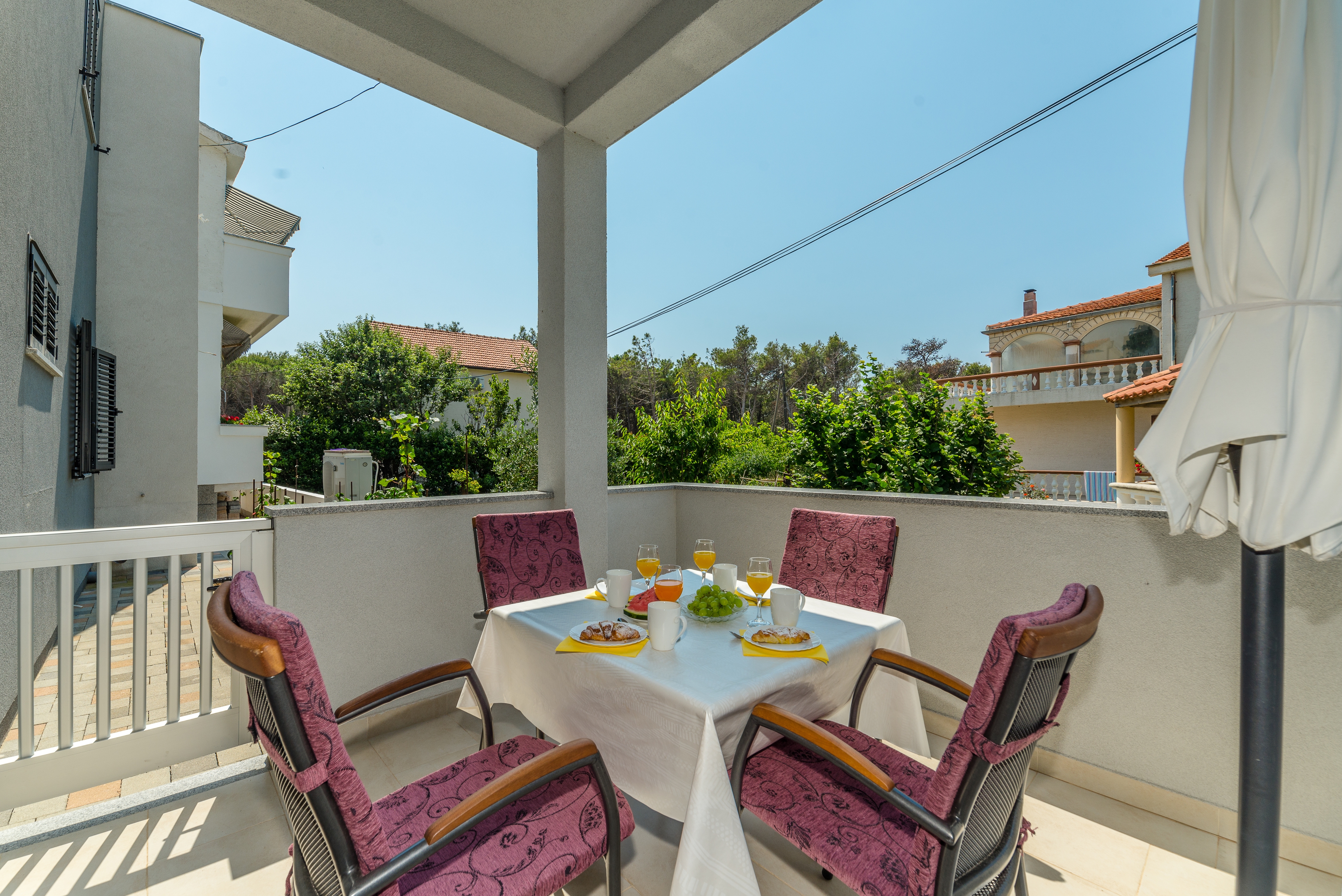 One bedroom apartment with terrace Privlaka, Zadar  A-c