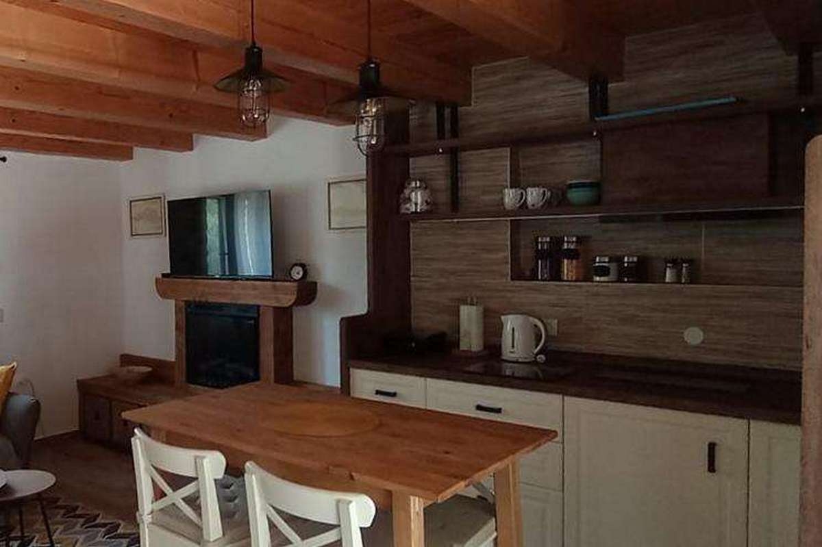 Three bedroom house with terrace Basina, Hvar  K