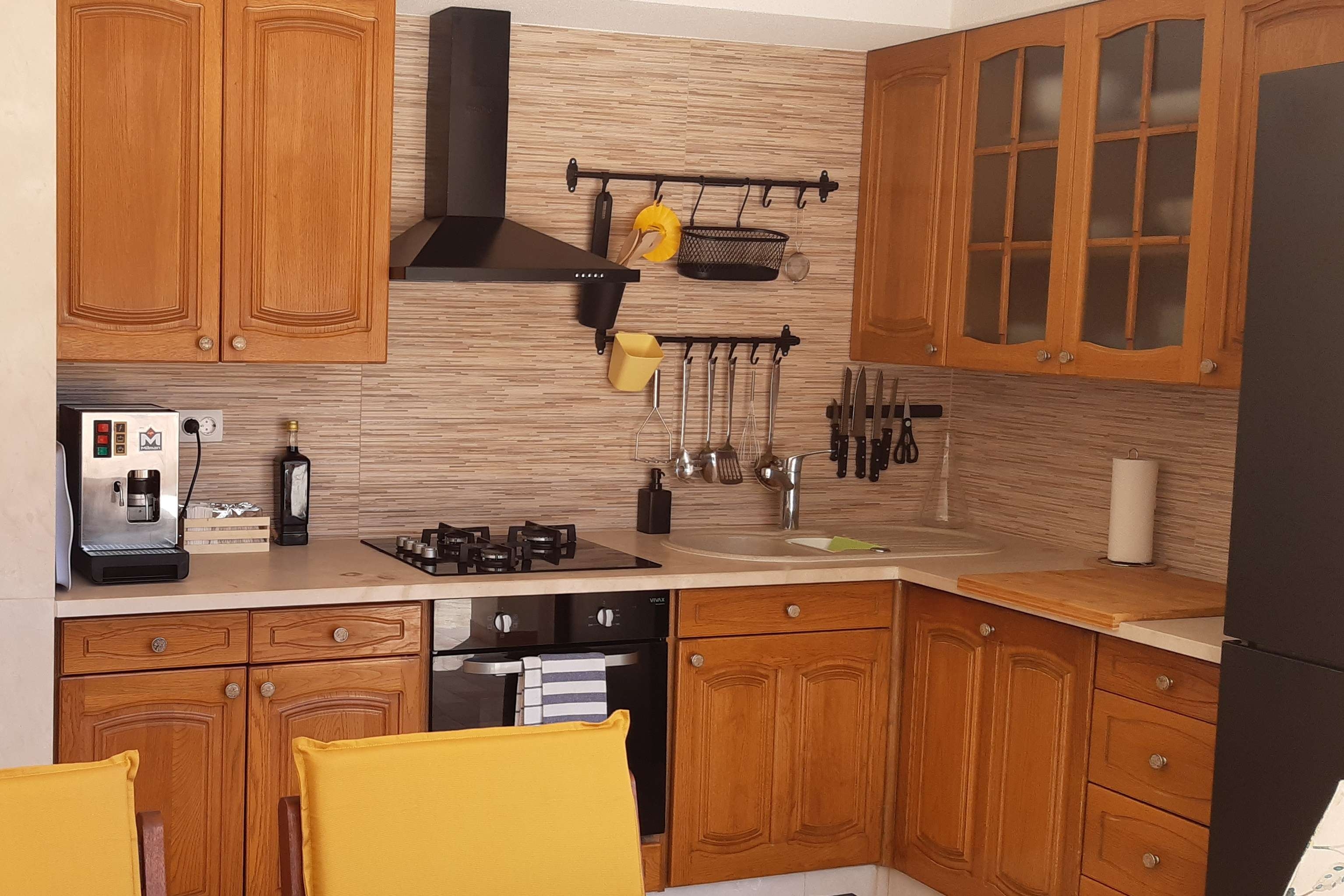 Three bedroom house with terrace Basina, Hvar  K