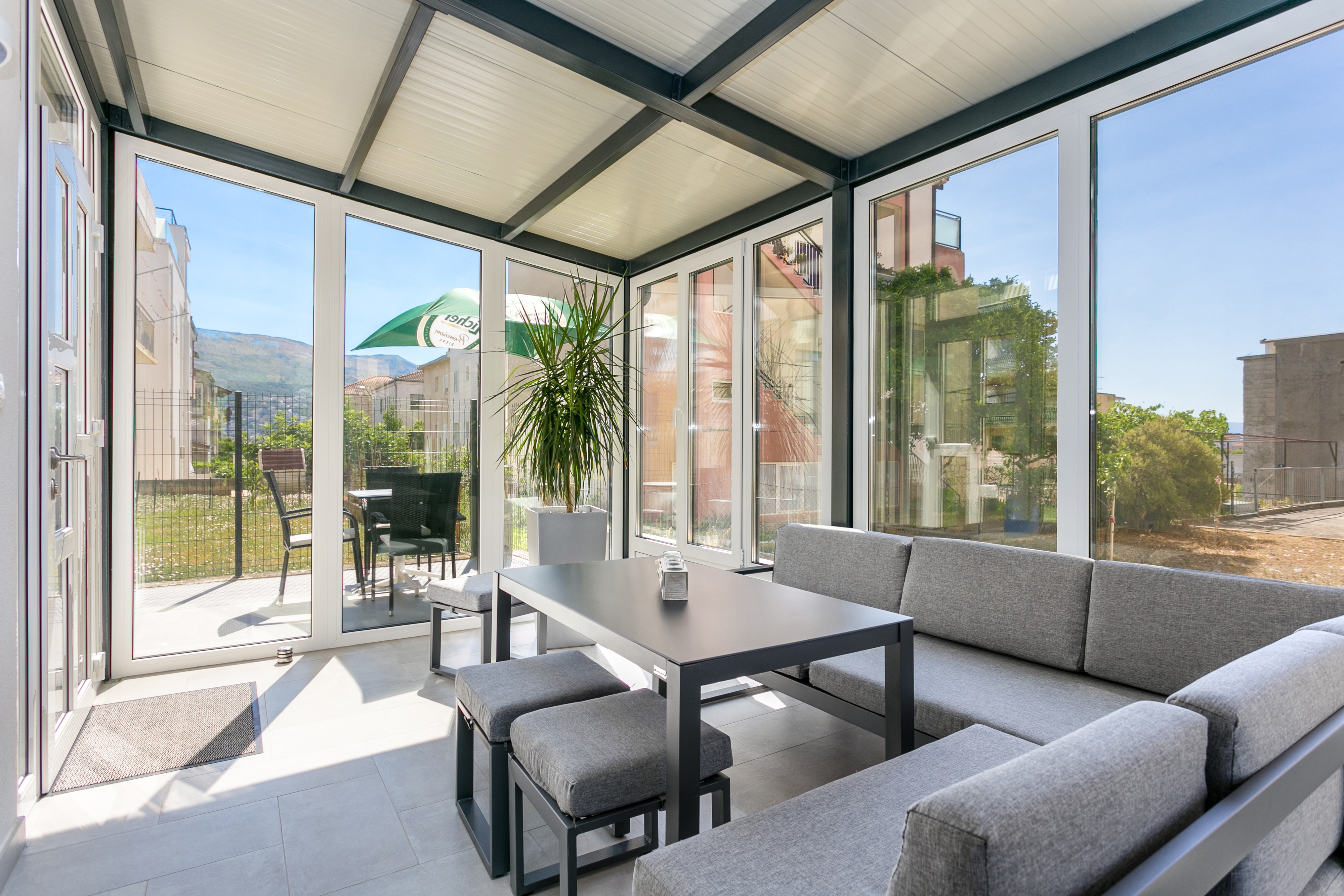 Studio flat with terrace Stobreč, Split  AS-a