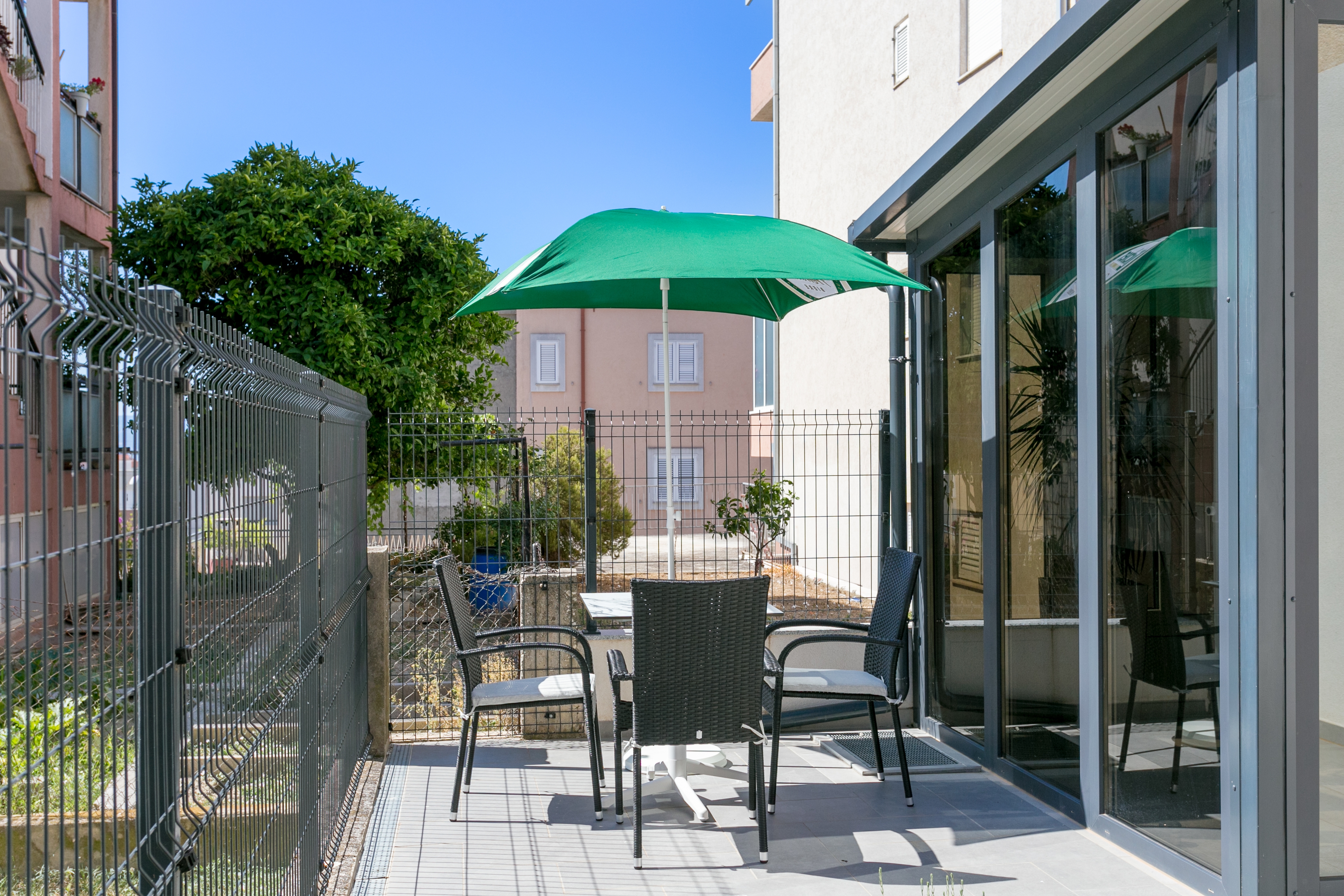 Studio flat with terrace Stobreč, Split  AS-a