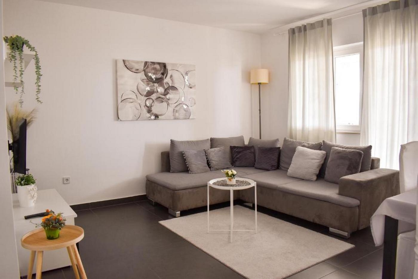 Two bedroom apartment with terrace and sea view Novi Vinodolski (A-2348-a)