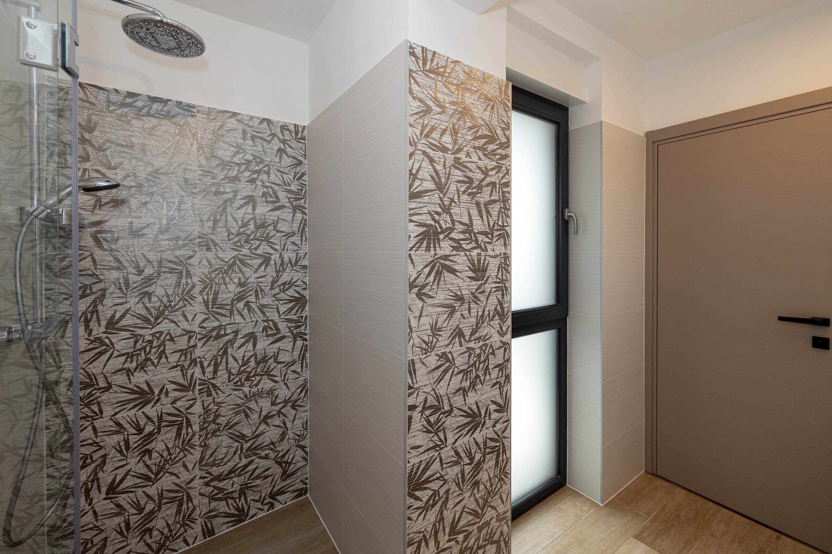 Three bedroom house with terrace and sea view Novi Vinodolski  K