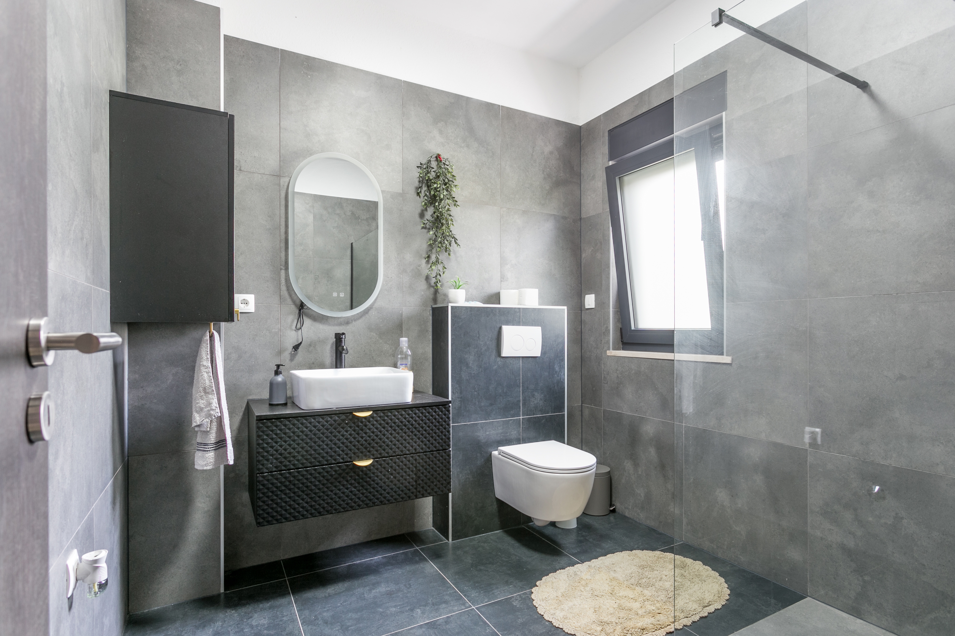 Comfortable and spacious house with terrace Kaštel Štafilić, Kaštela  K