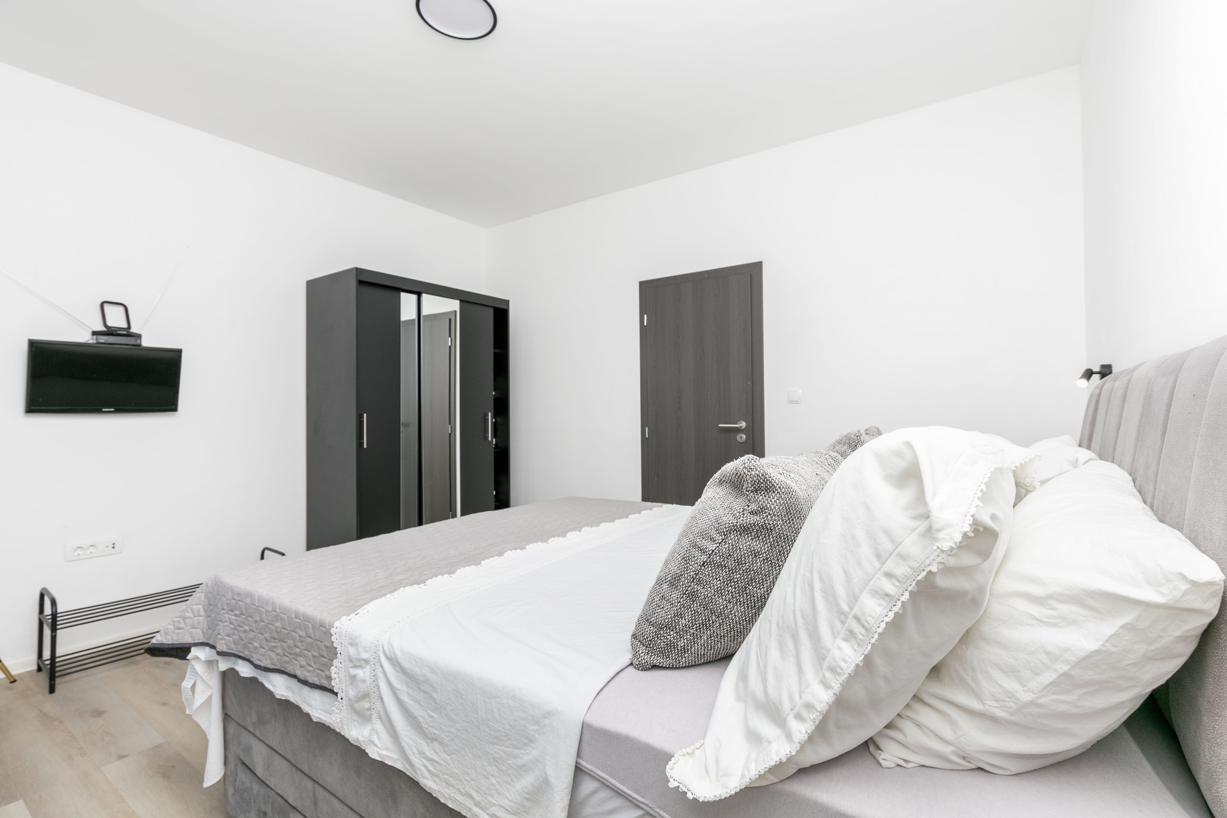 Comfortable and spacious house with terrace Kaštel Štafilić, Kaštela  K