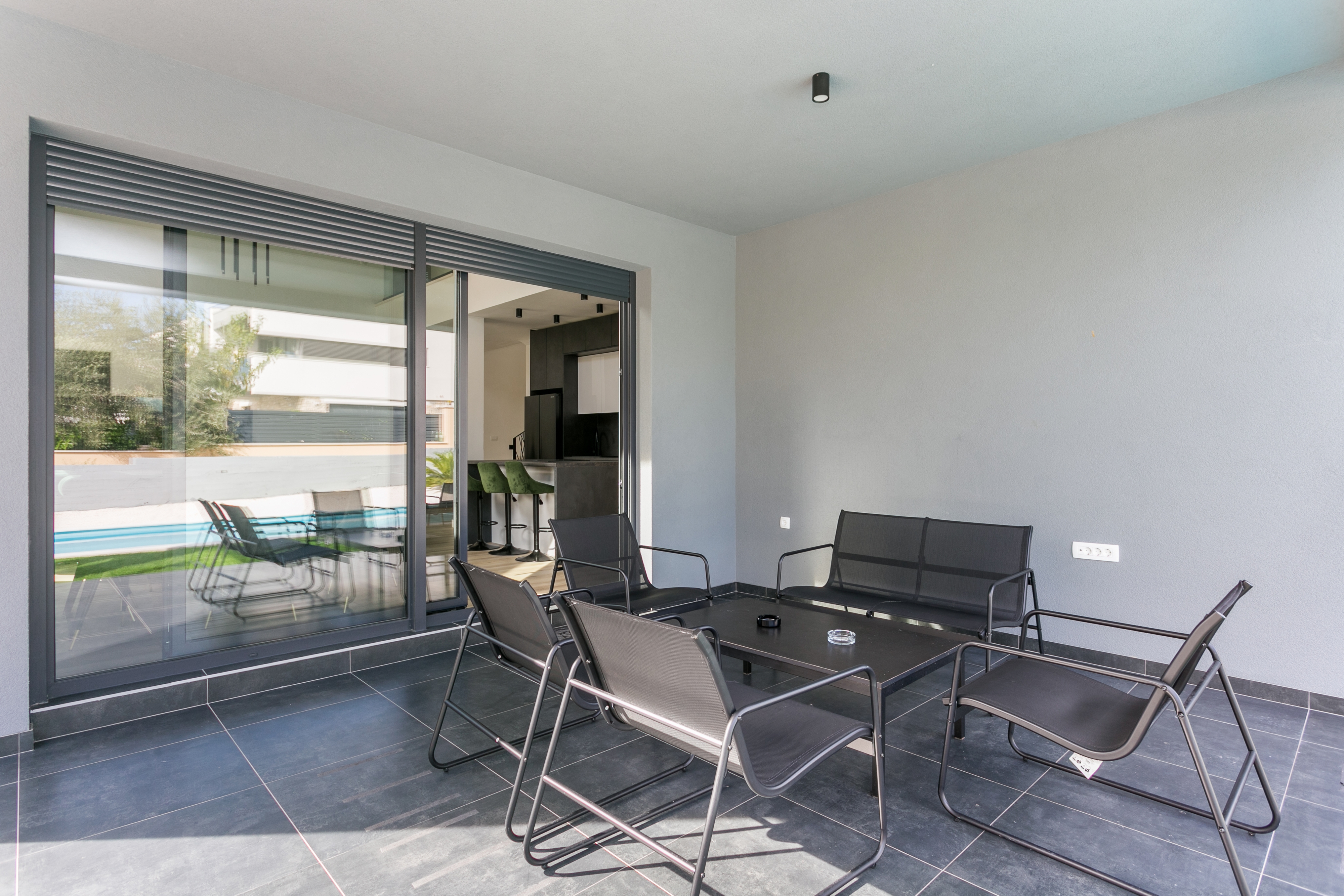 Comfortable and spacious house with terrace Kaštel Štafilić, Kaštela  K
