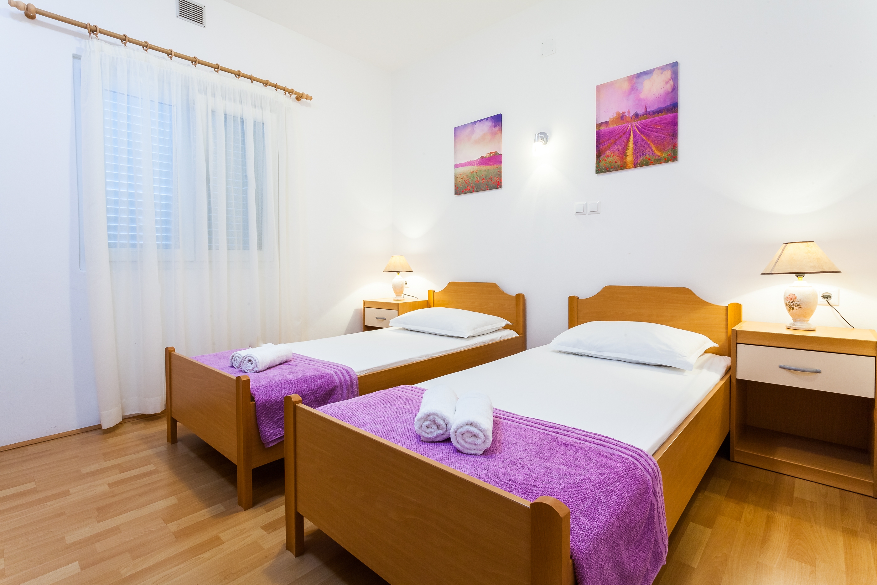 Comfortable and spacious house near beach Gršćica, Korčula  K