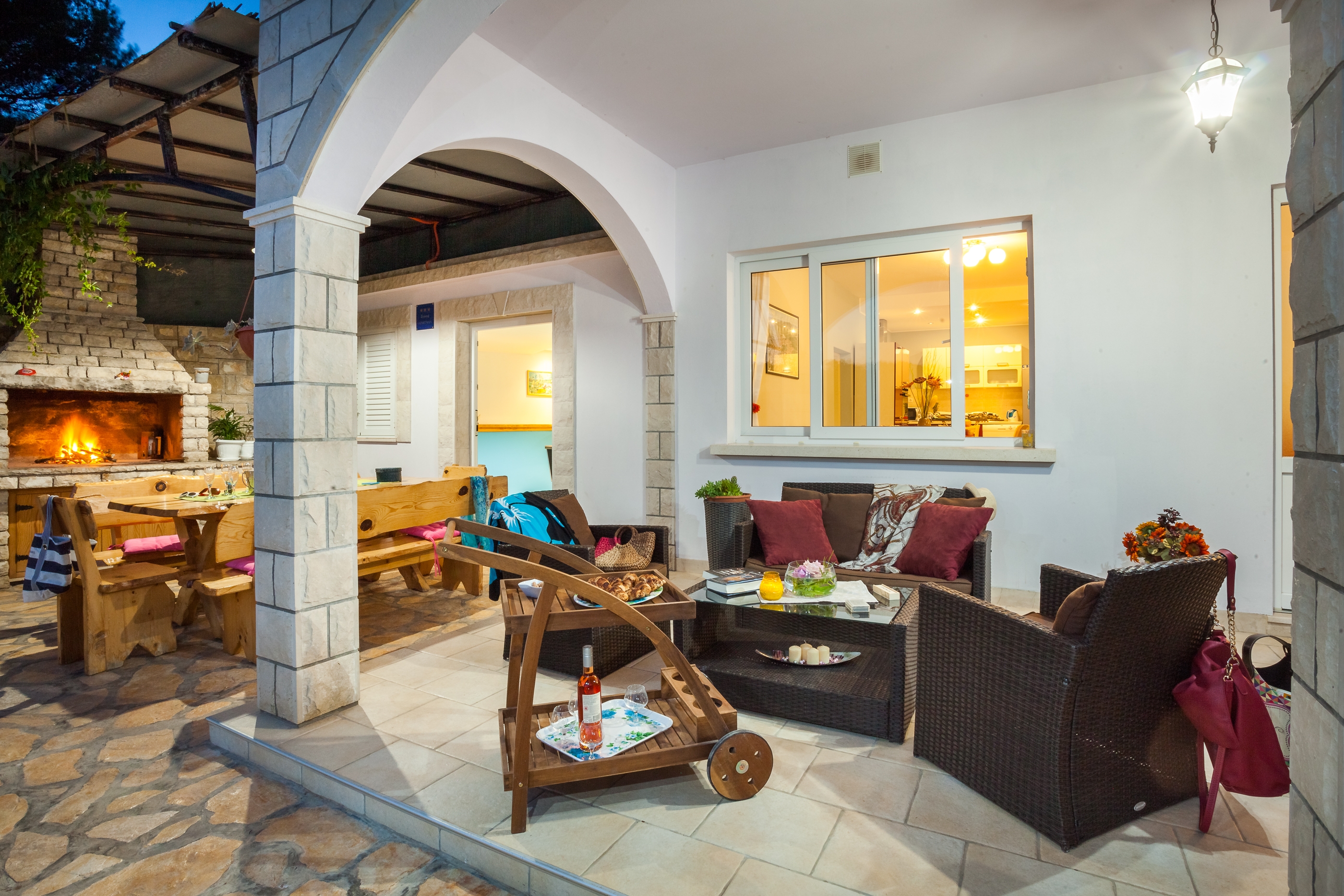 Comfortable and spacious house near beach Gršćica, Korčula  K