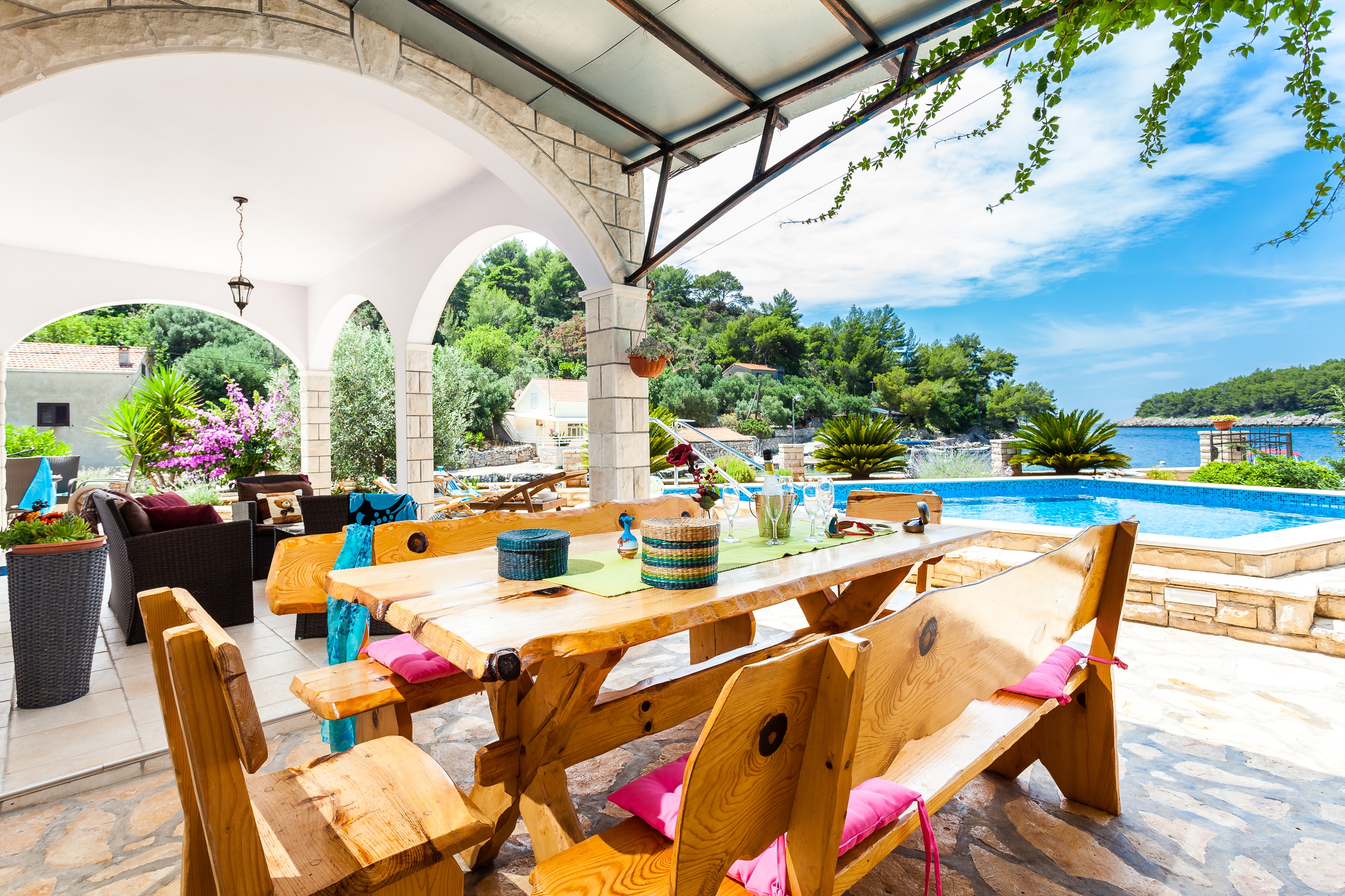 Comfortable and spacious house near beach Gršćica, Korčula  K