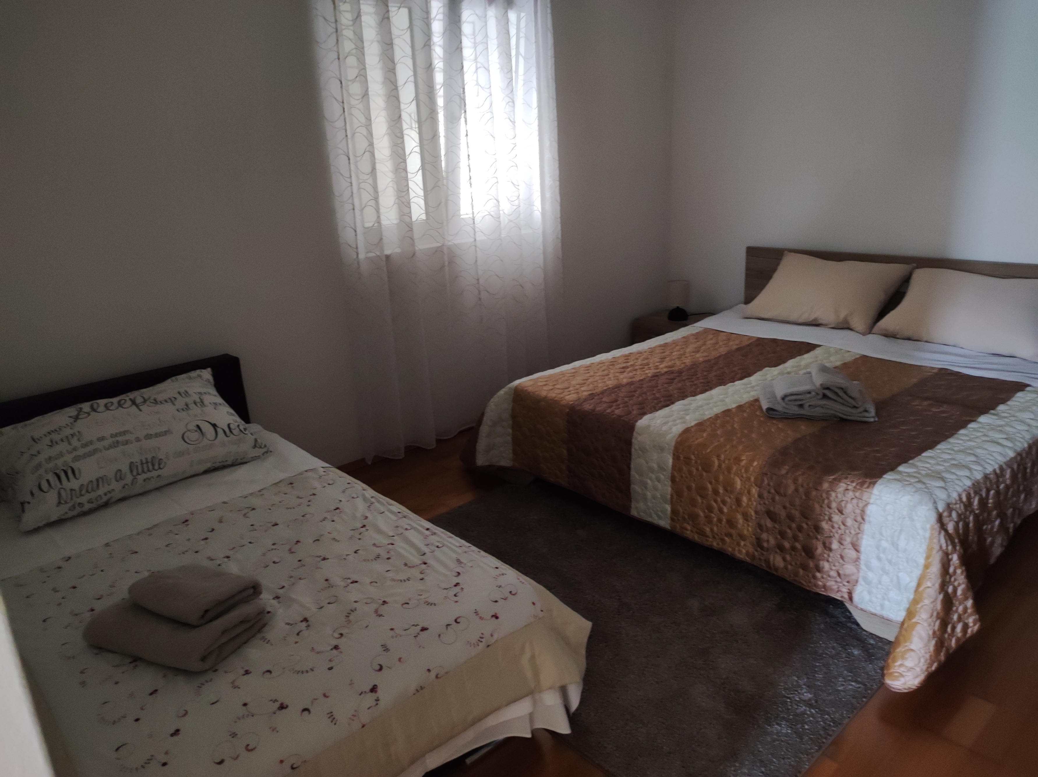 Two bedroom apartment with terrace Bibinje, Zadar  A-a