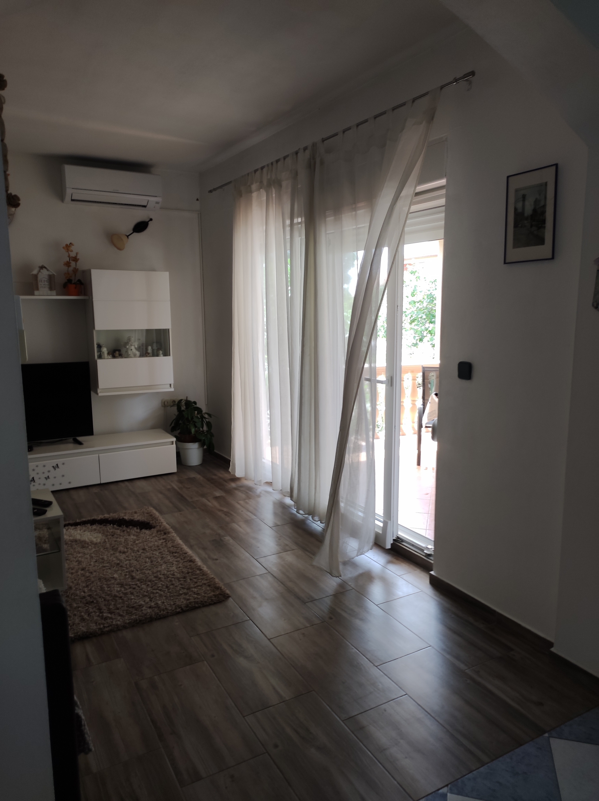 Two bedroom apartment with terrace Bibinje, Zadar  A-a
