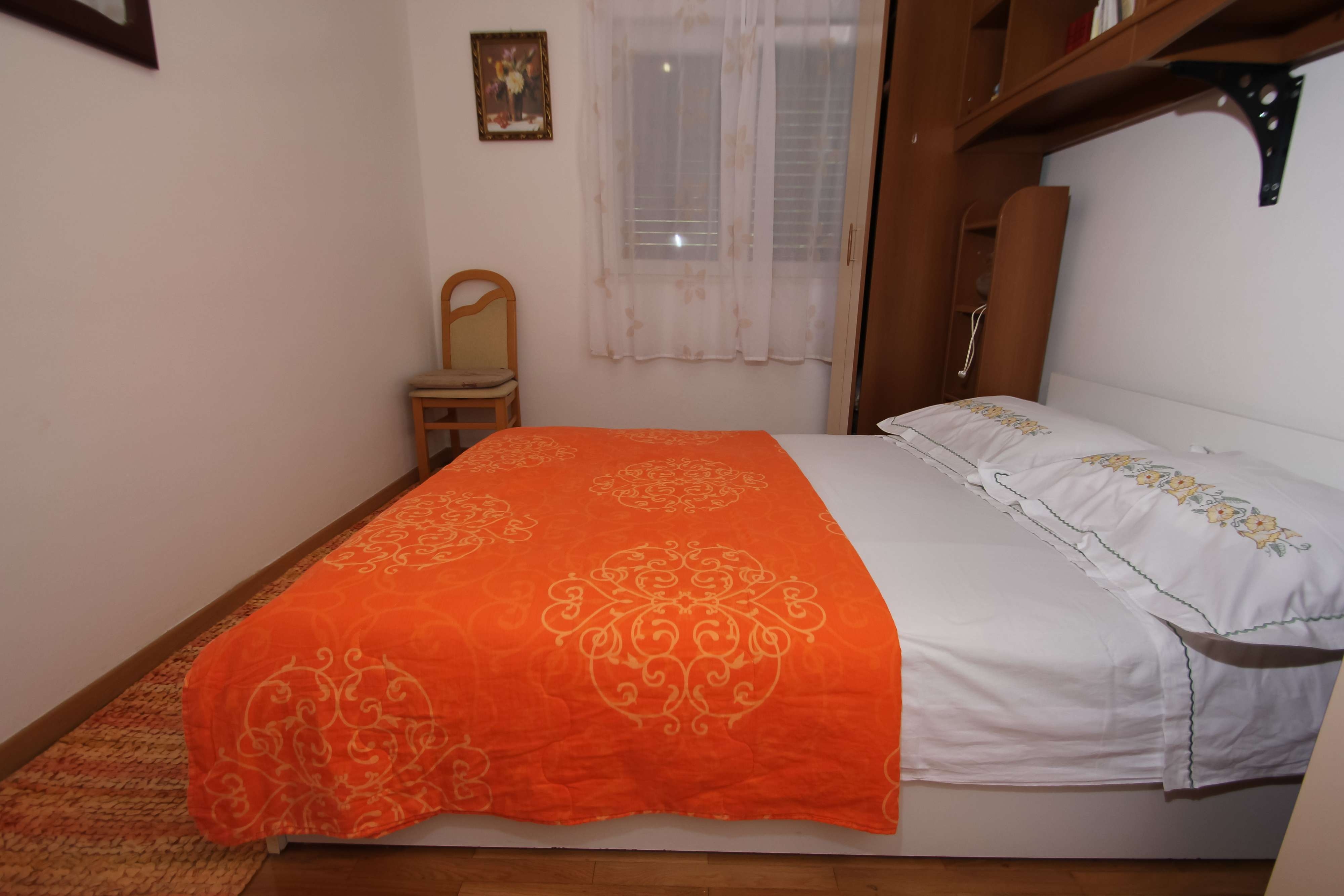 Two bedroom apartment with terrace and sea view Kaštel Sućurac, Kaštela  A-a