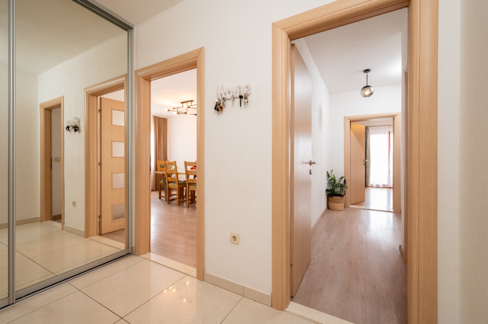 Two bedroom apartment with terrace and sea view Okrug Gornji, Čiovo  A-a