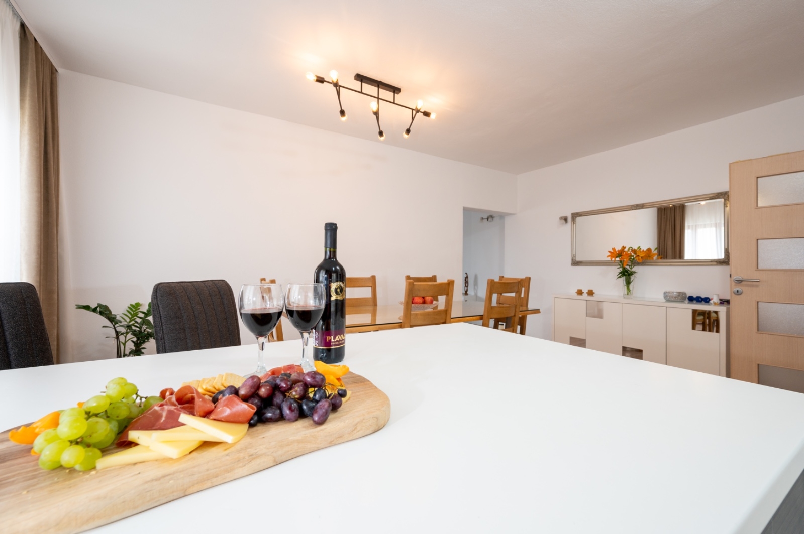 Two bedroom apartment with terrace and sea view Okrug Gornji, Čiovo  A-a