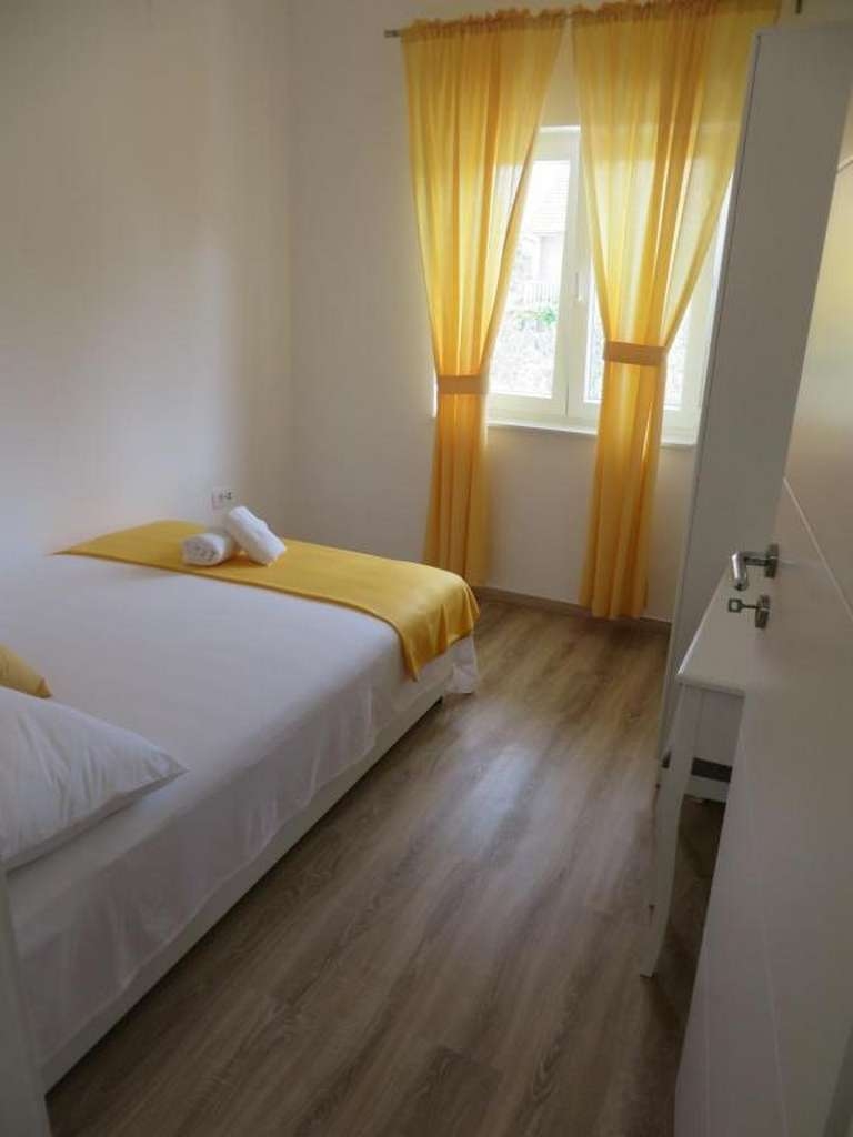 Three bedroom house with terrace Biograd na Moru, Biograd  K